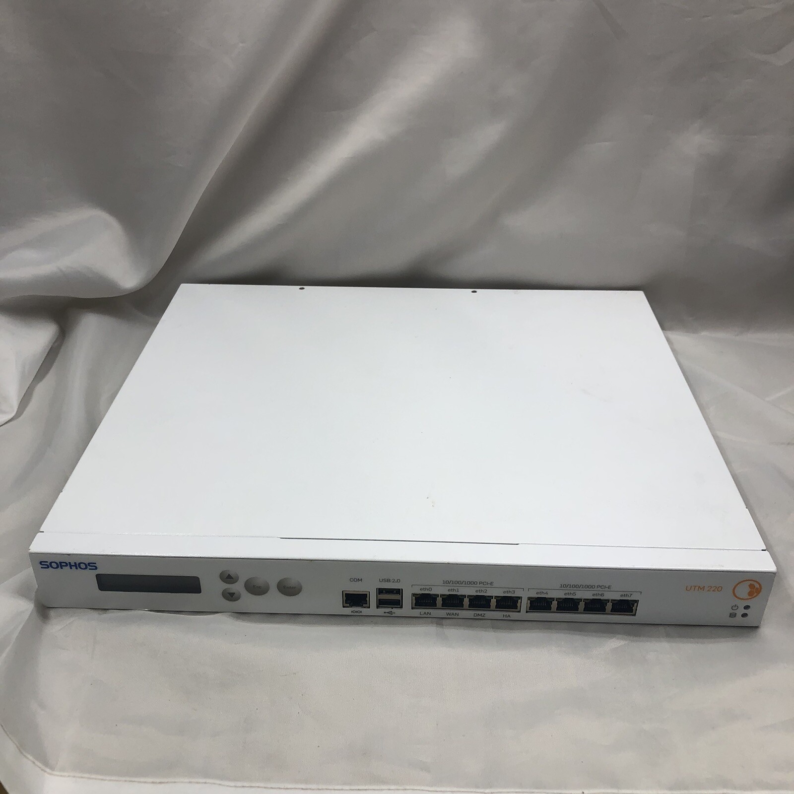 Sophos UTM220 8-Port Firewall Gateway Network Switch #GM007 