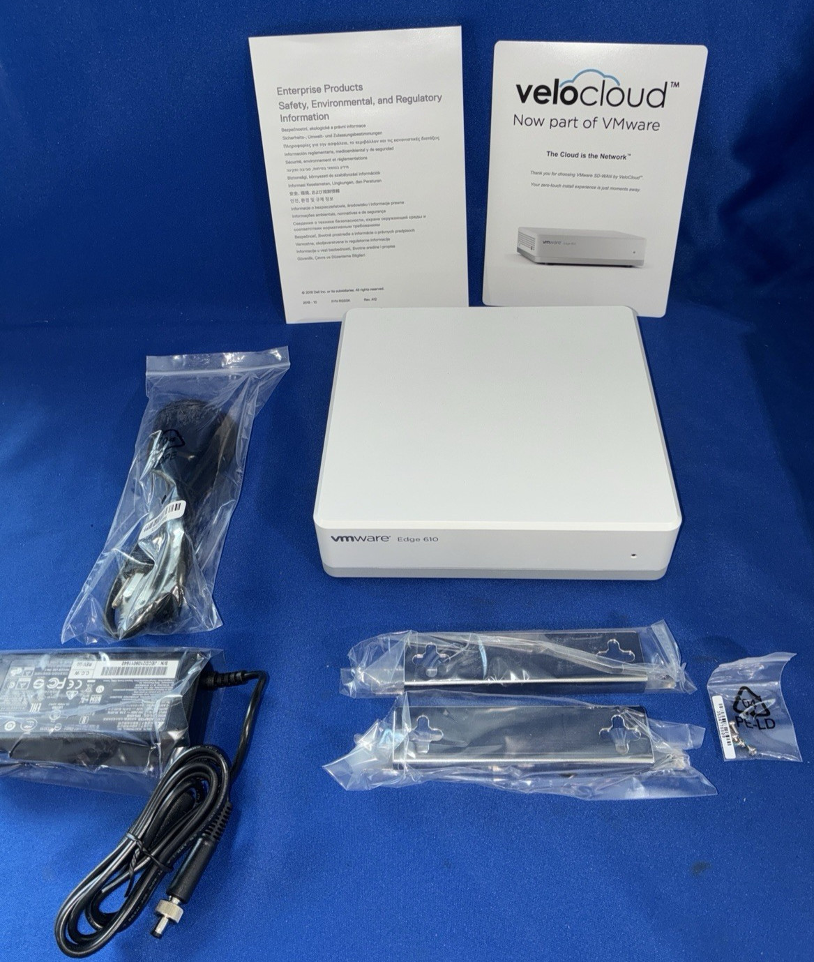 Dell EMC E42W VMWare EDGE610 Application Accelerator Powers on Not Fully Tested