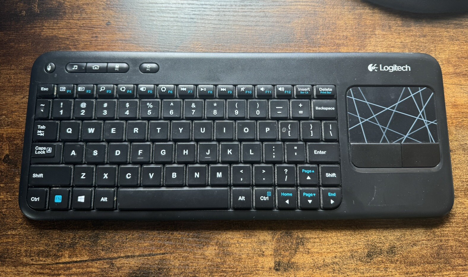 Logitech K400r Wireless Keyboard with Touch Pad With USB Receiver QTY