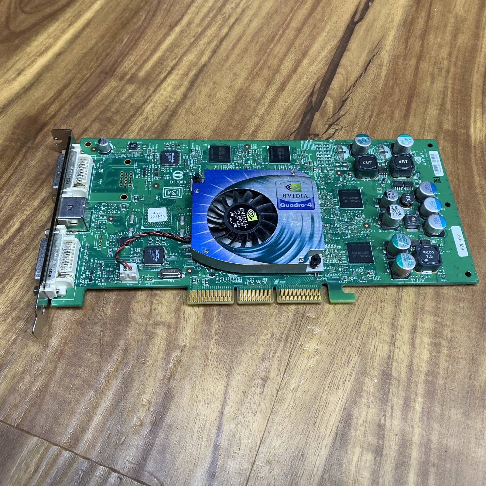 Used HP nVidia Quadro4 980XGL 690-50152-0003-000