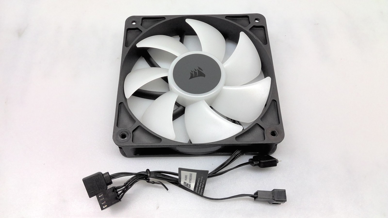 CORSAIR RS120 ARGB 120mm PWM Fan 12V 0.4A ‎RWF0113 Black