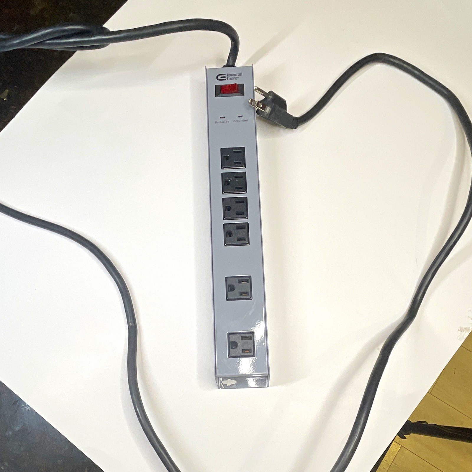 Commercial Electric Surge Protector Power Strip 6 Outlet YLPT-45-1 10-14ft