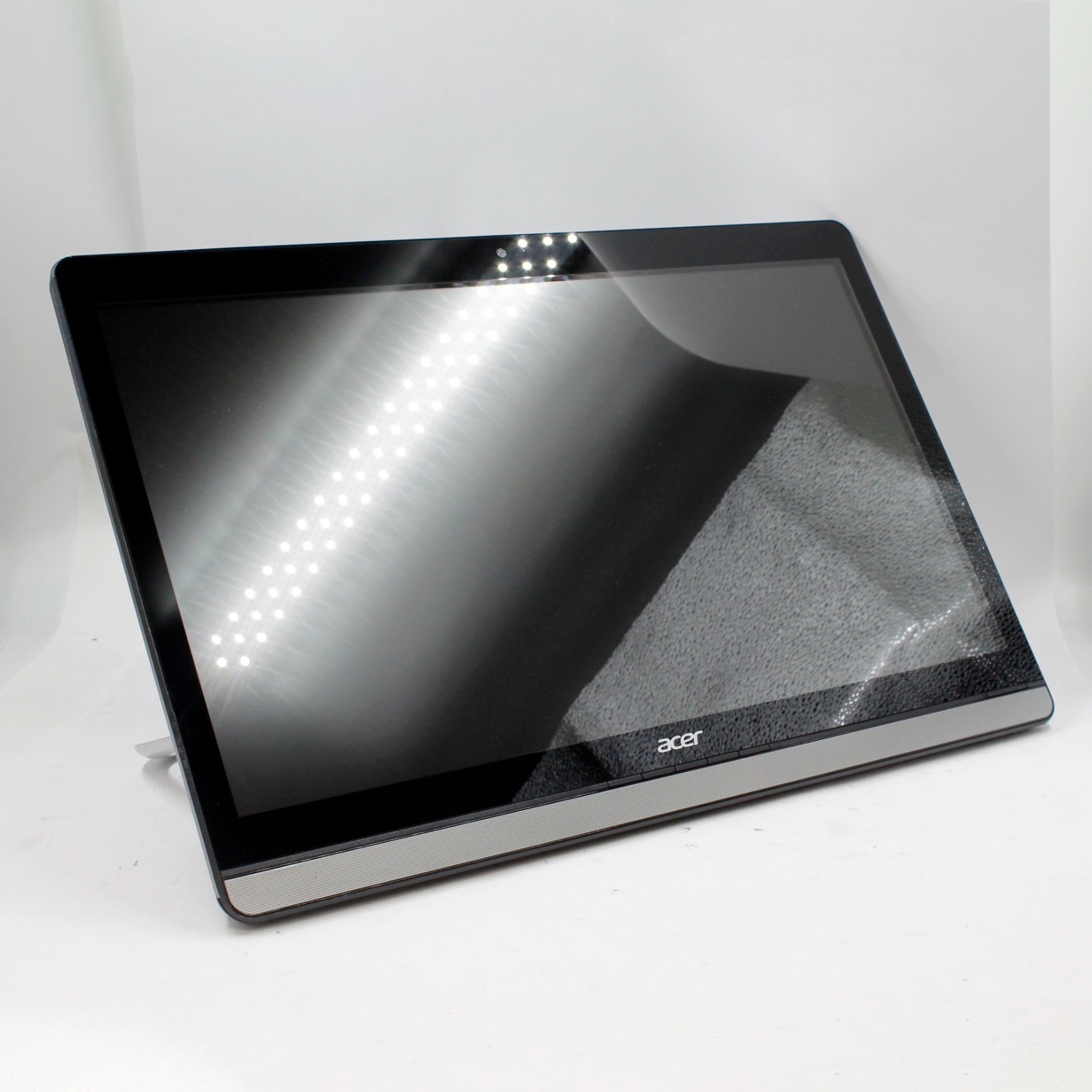 Acer UT220HQL 21.5 Widescreen LED Backlit Touchscreen LCD Monitor - NO CHARGER