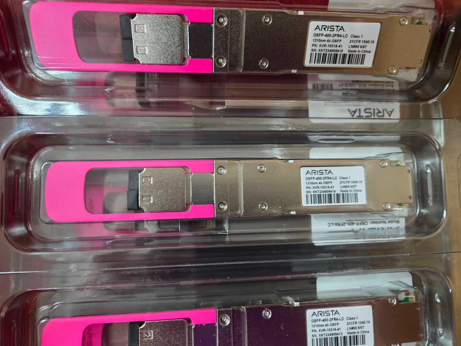 ARISTA OSFP-400-2FR4-LC 400GBASE-FR4 NEW IN CLAMSHELL XVR-10318-41 fiber module