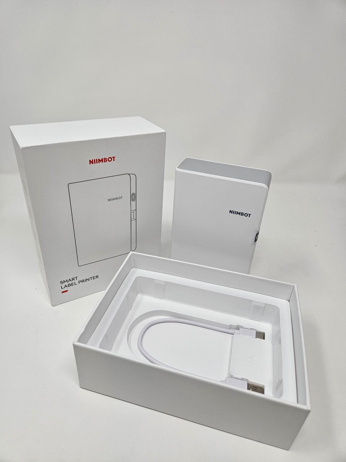 Niimbot Smart Label Printer Portable Bluetooth Thermal Label Maker New in Box