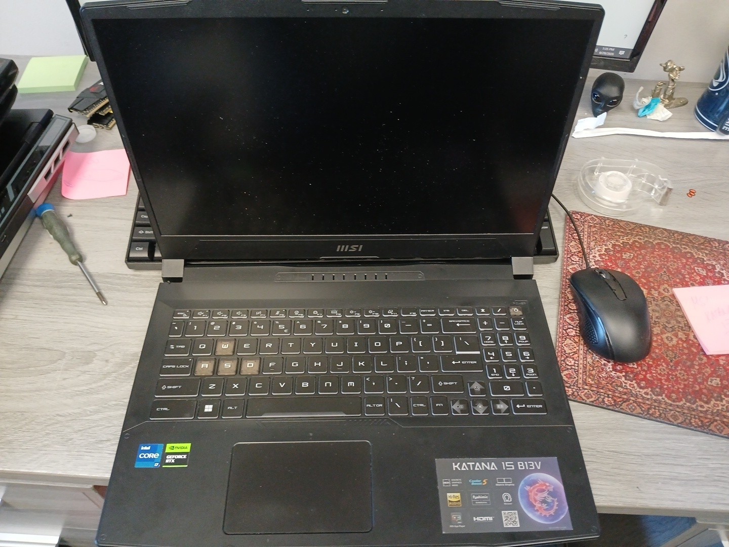 MSI Pulse 15 B13VEK - i7 - 8GB - No Drives - Parts 13