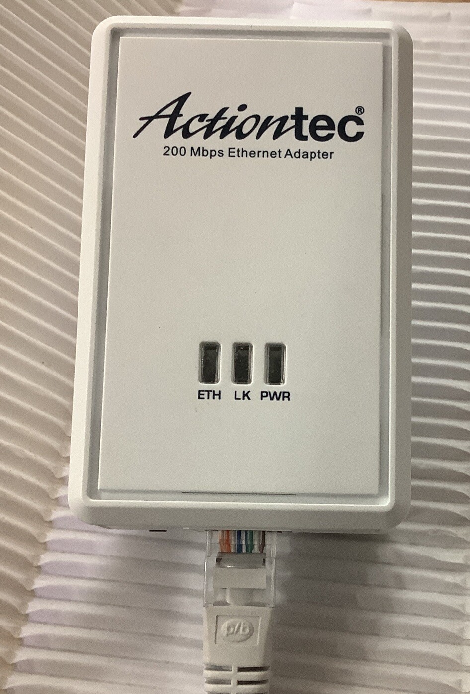 Actiontec 200 Mbps Ethernet Adapter HPE210AVP (ETH-LK-PWR) With Lan Cable