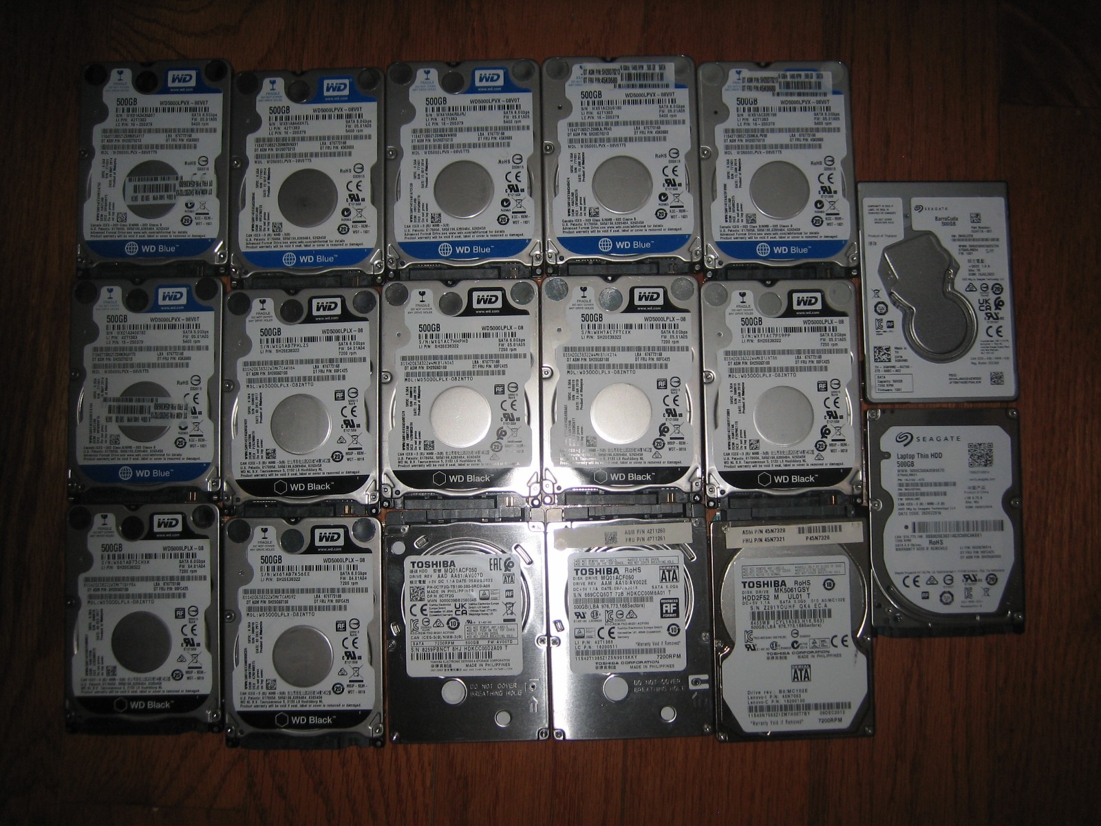 Lot of 17 500GB 2.5" SATA III Laptop Hard Drives HDD