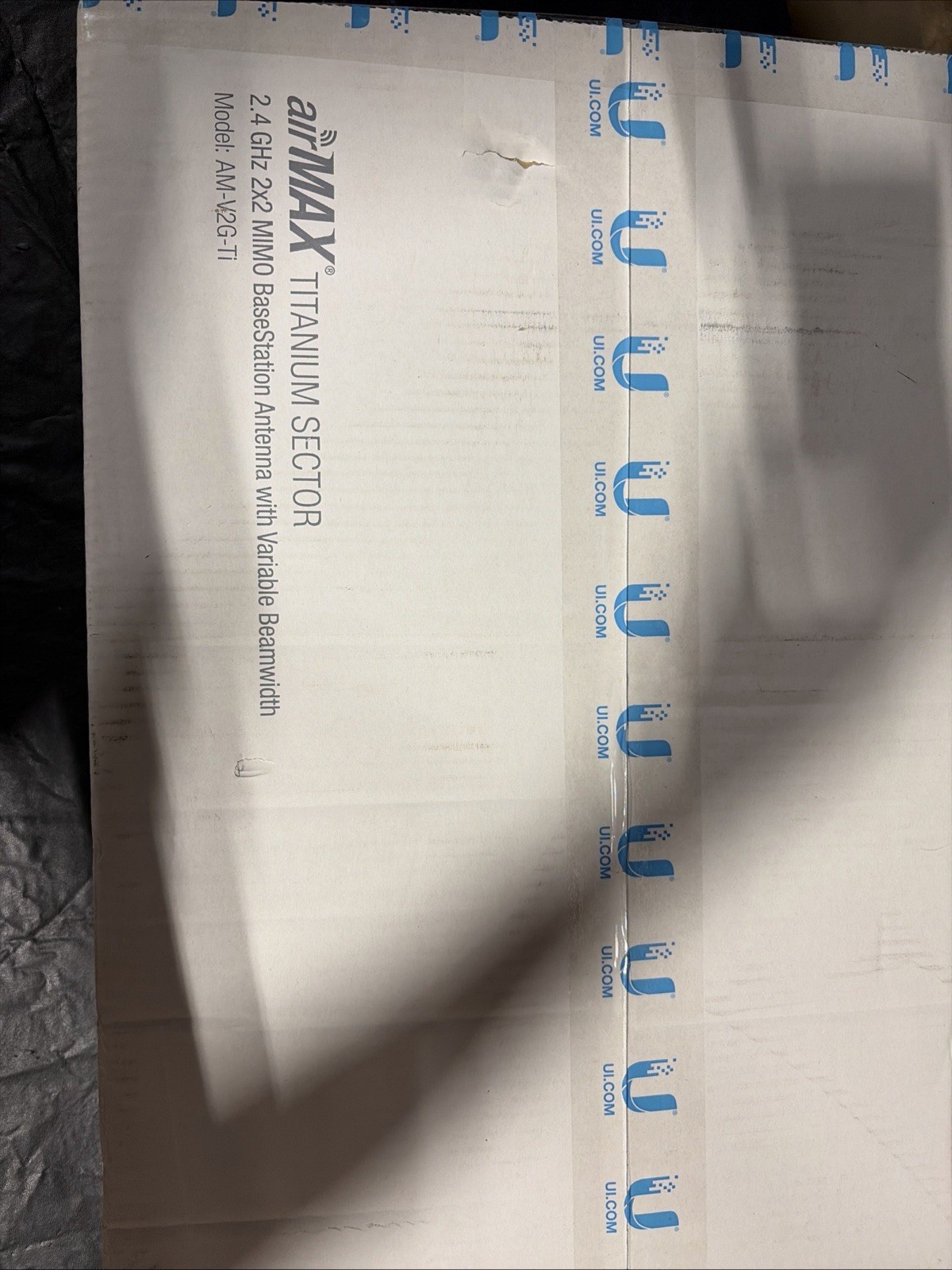 Ubiquiti Air Max Titanium Sector 2.4m ghz