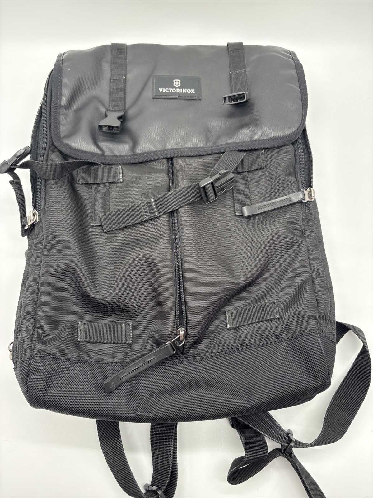 Victorinox Altmont 3.0 Flapover Laptop Backpack Black Expandable Work Travel