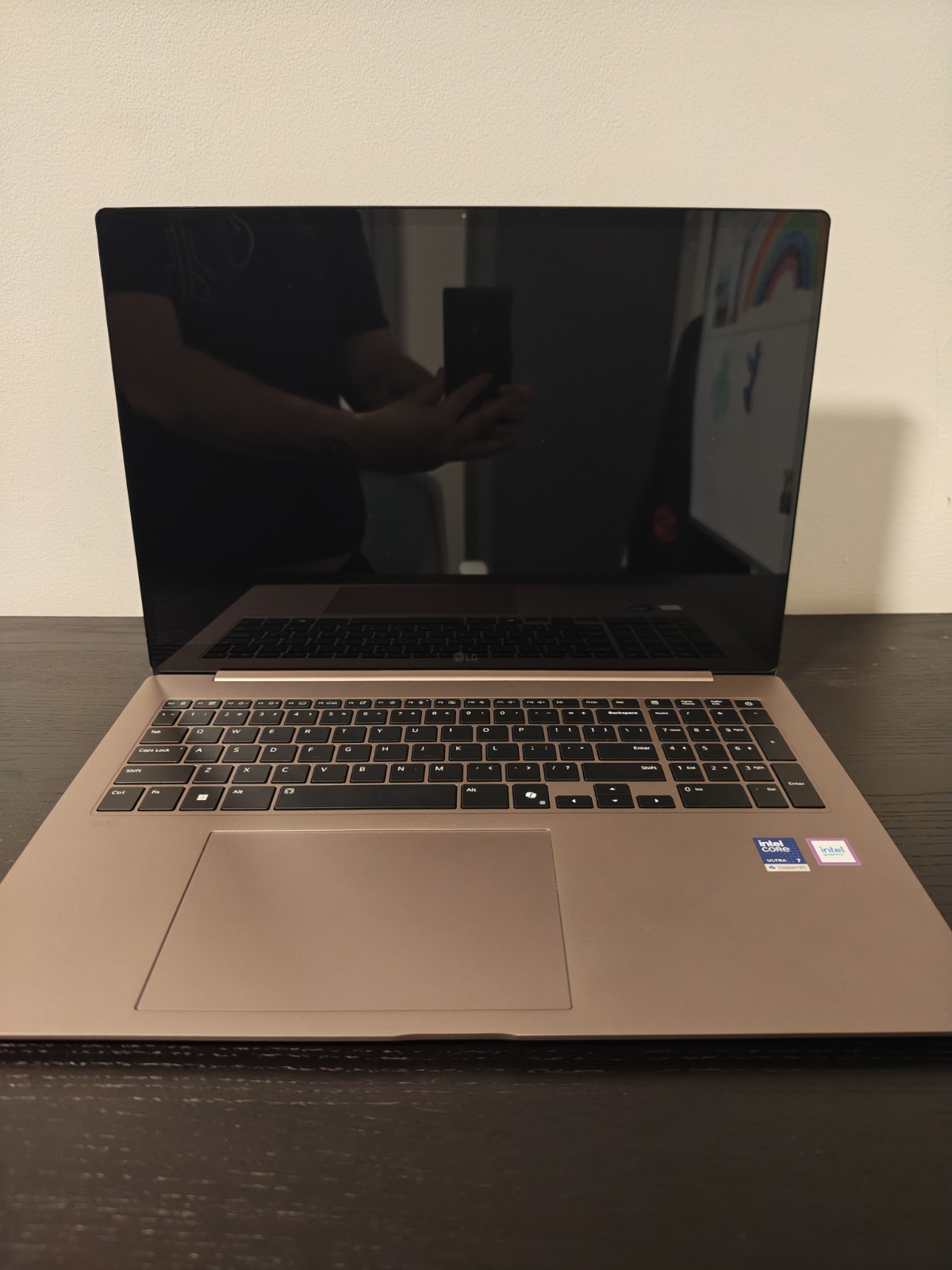 LG gram Max 17" 2.5K Touch Laptop Ultra 7 355 32GB RAM 1TB SSD 17Z90UB-H.AU76U3