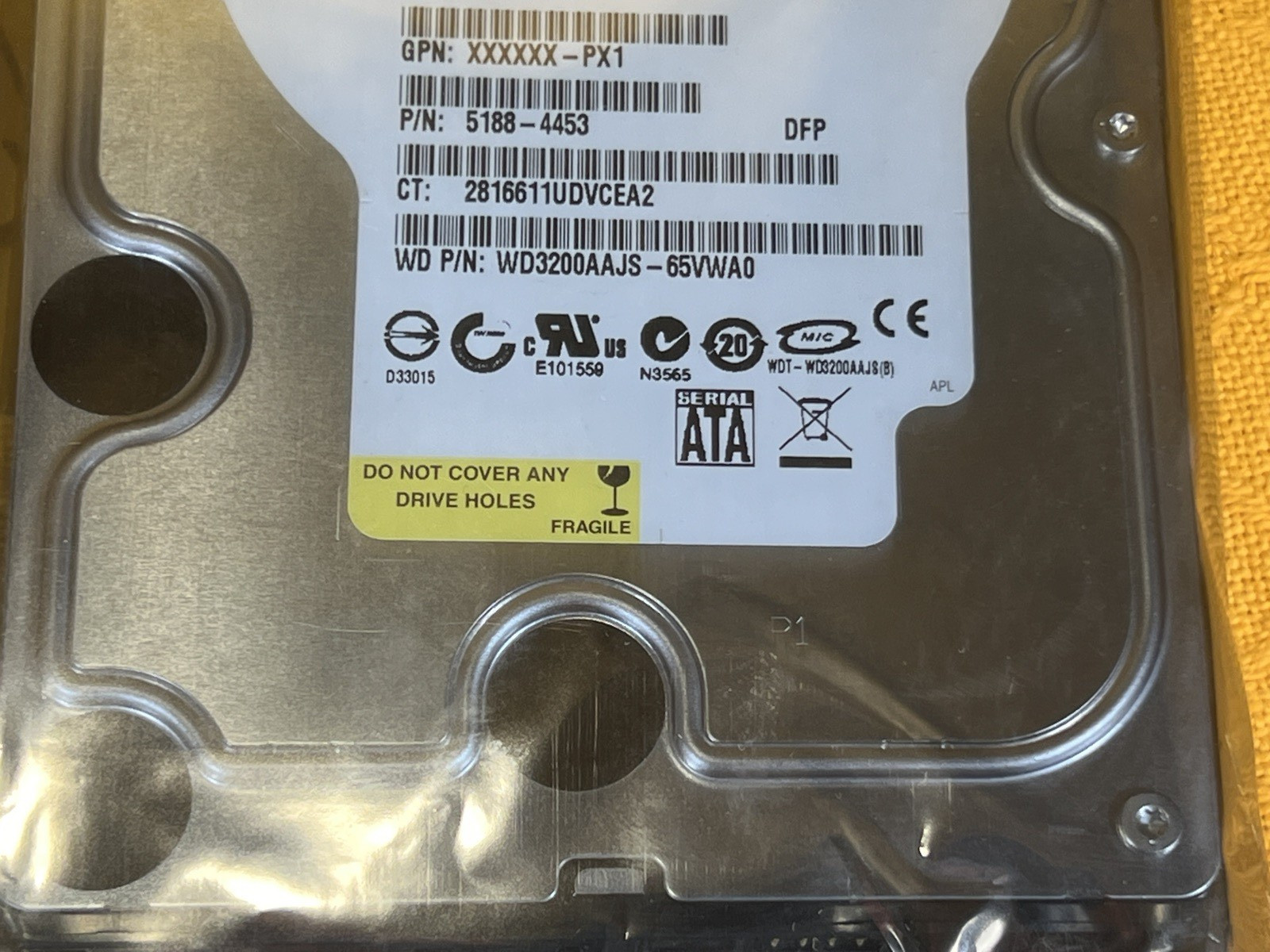 320 GB SATA  WESTERN DIGITAL WD Caviar SE WD3200AAJS  NEW SEALED RECOVERY DONOR