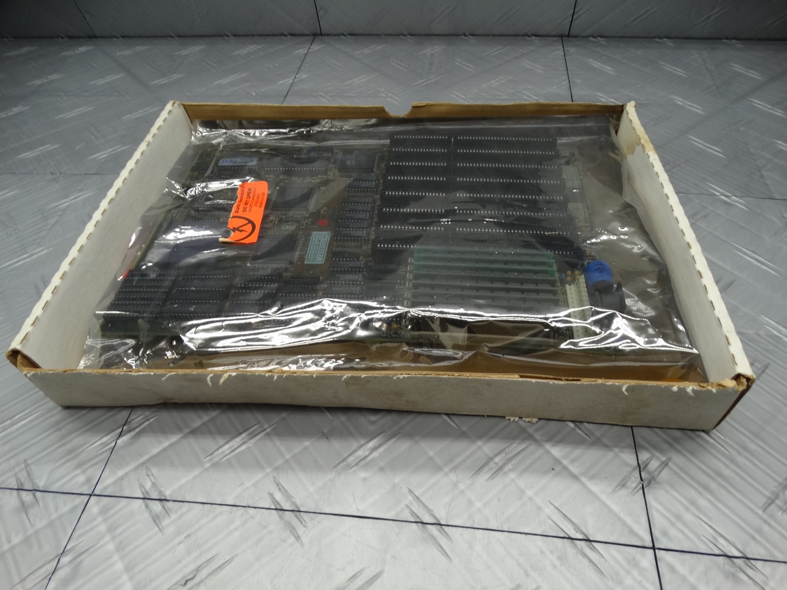 Aquarius Systems 4SIUD-1.0 Motherboard +Intel i486 DX CPU RARE New