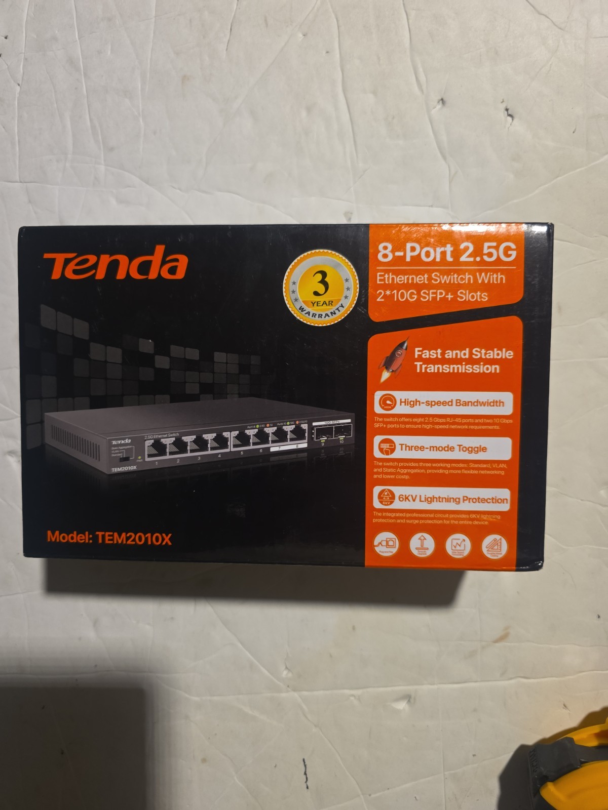 Tenda TEM2010X 8-Port 2.5G Ethernet Switch with 2x10G SFP+ Slots