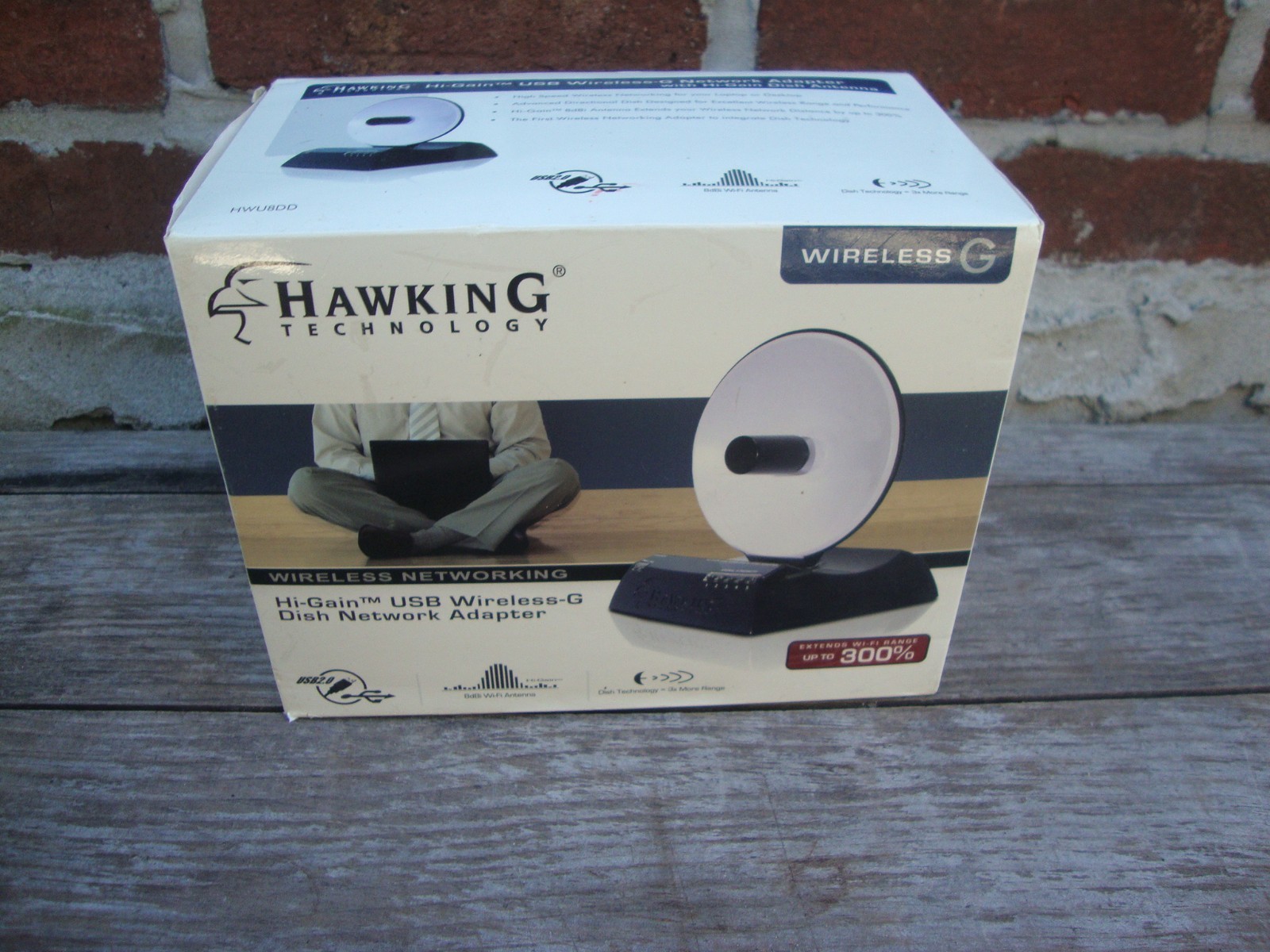 New Hawking Technology Hi-Gain USB Wireless- G-Dish Network Adapter