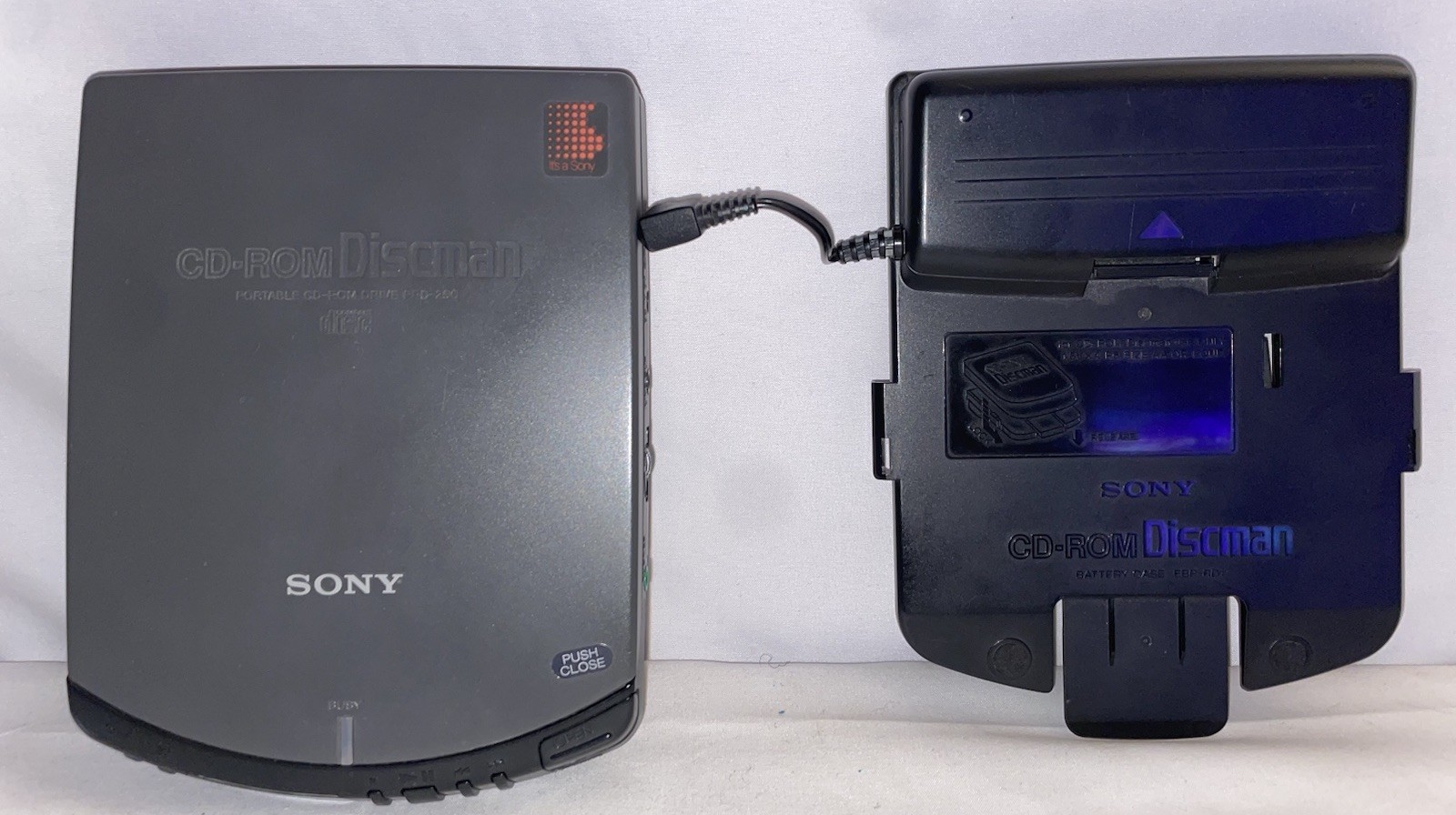 Sony Discman PRD 250 Portable External CD-ROM Drive PRD-650 w/ Battery Case VTG