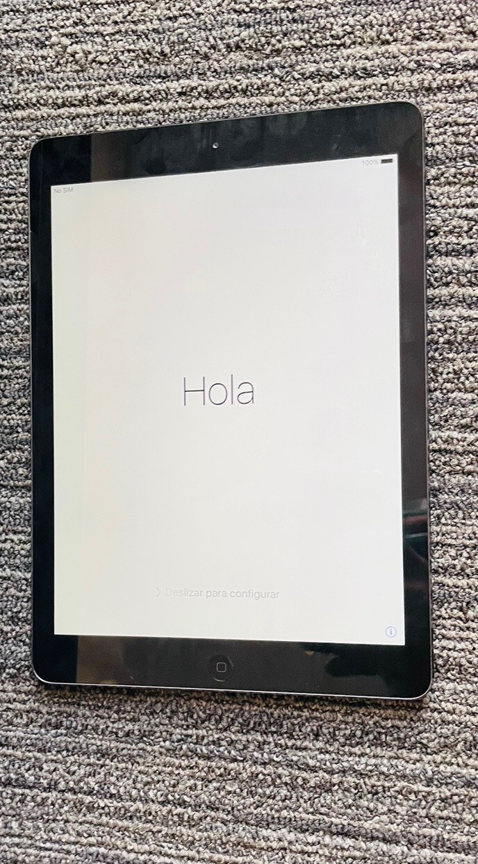 Apple iPad A1475 Being SOLD AS IS For Parts ONLY.
