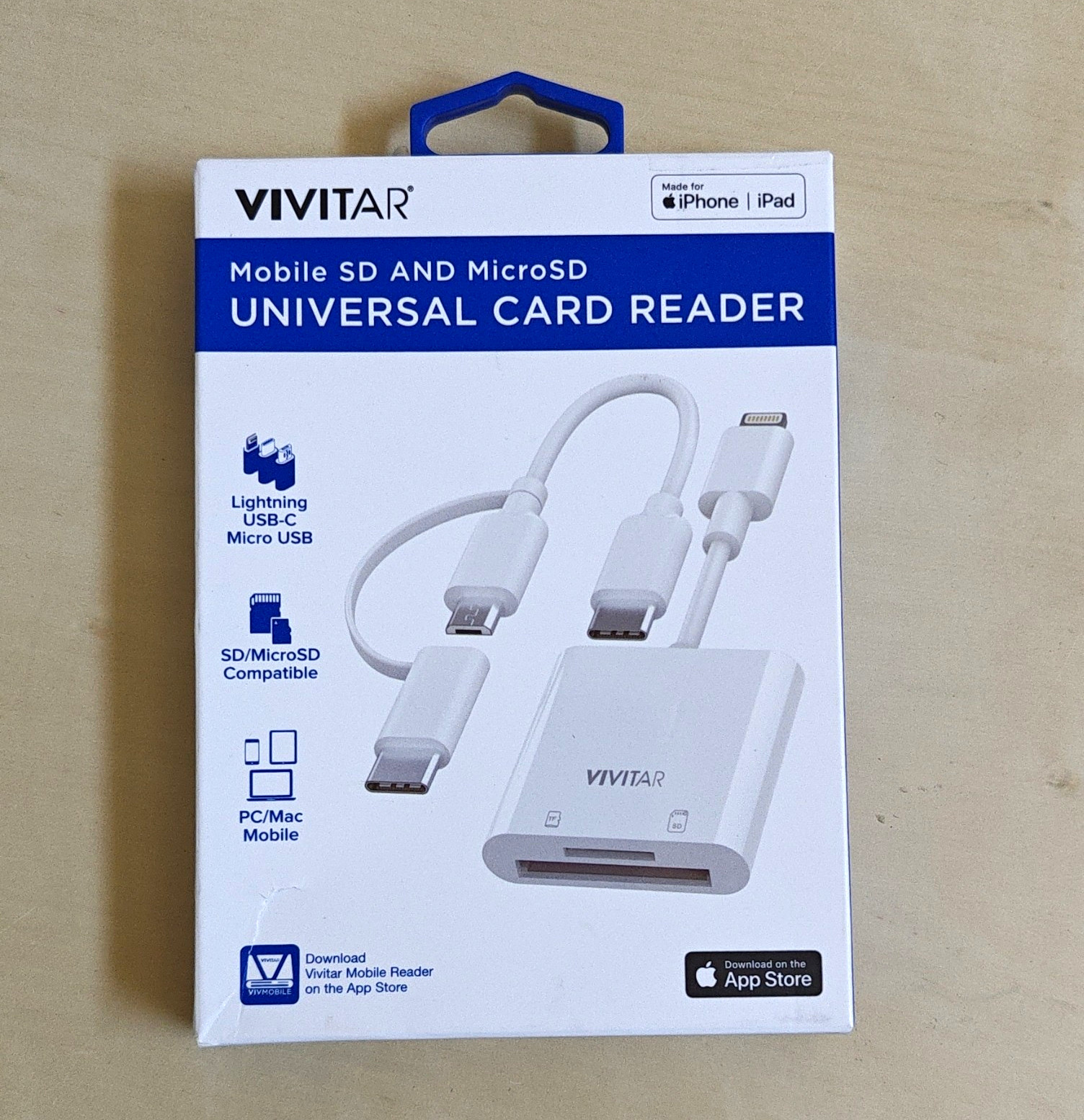 Vivitar SD/MicroSD Card Reader Lightning USB-C Micro USB MOV4016-WHT