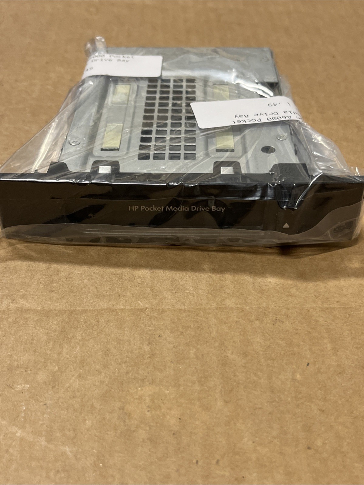 HP Pocket Media Drive Bay 3.5" internal 5003-0667 W/ Cable