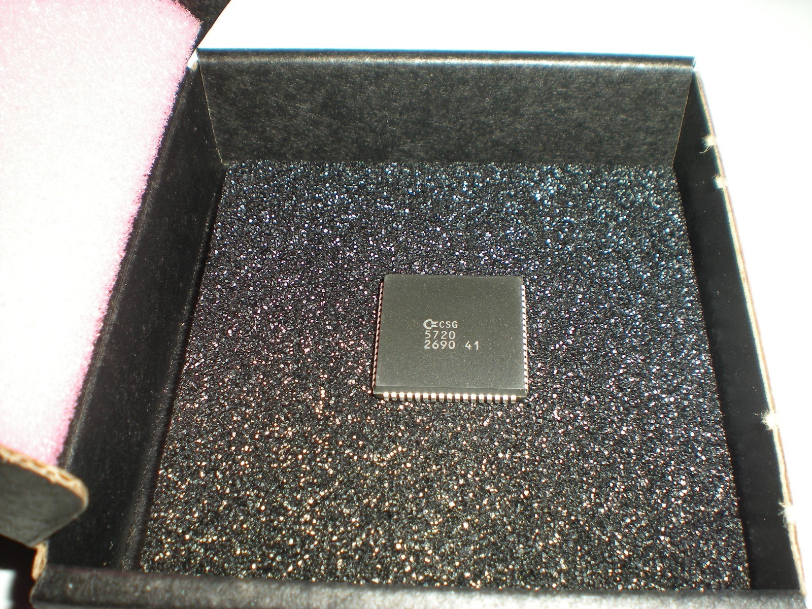 Commodore Amiga 5720 MIO IC chip by CSG (Commodore Semiconductor Group)