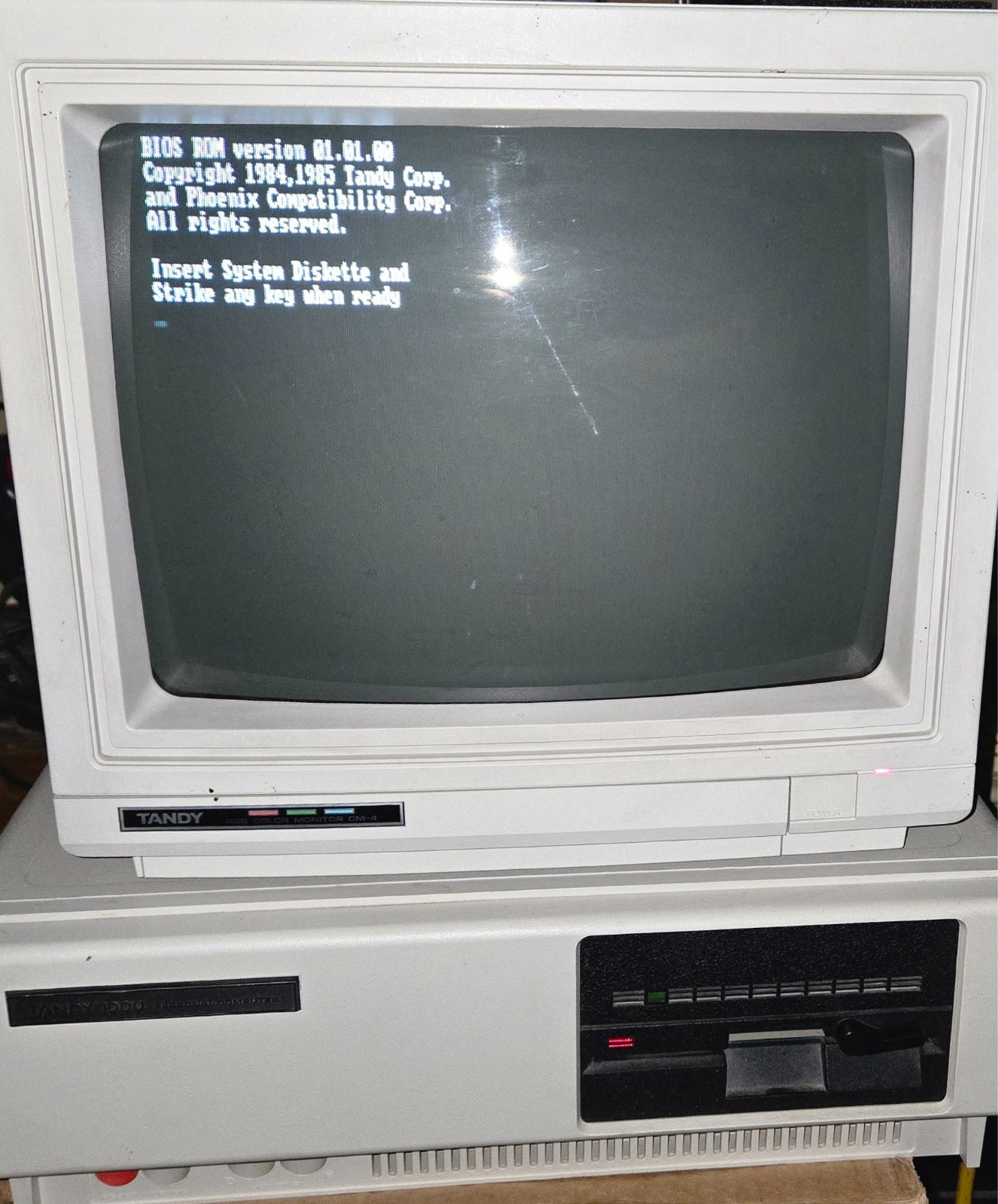  Vintage Tandy 1000 Model 25-1000