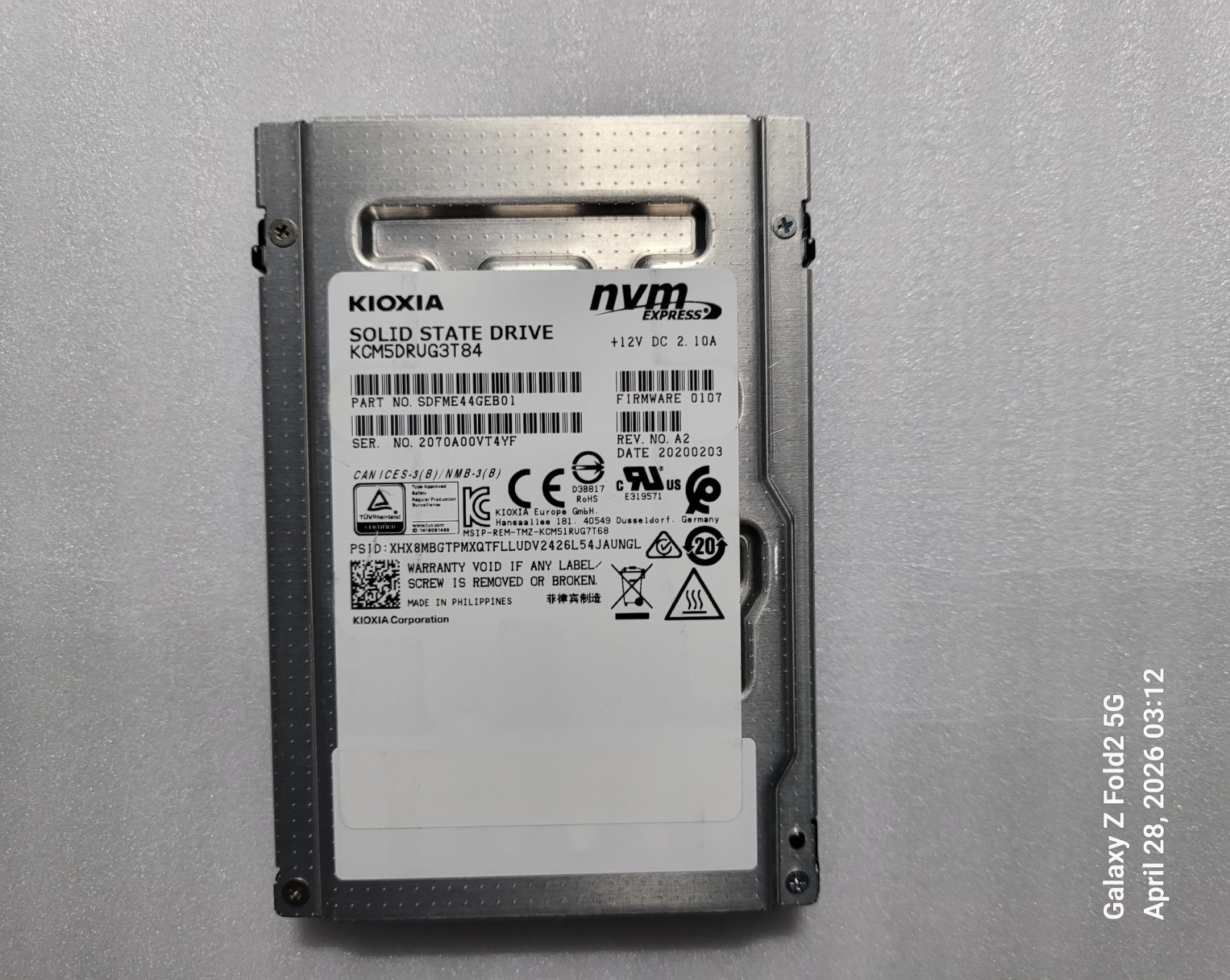 KCM5DRUG3T84 Kioxia CM5 3.84TB PCI-E 3.0 x4 NVMe U.2 2.5” SSD