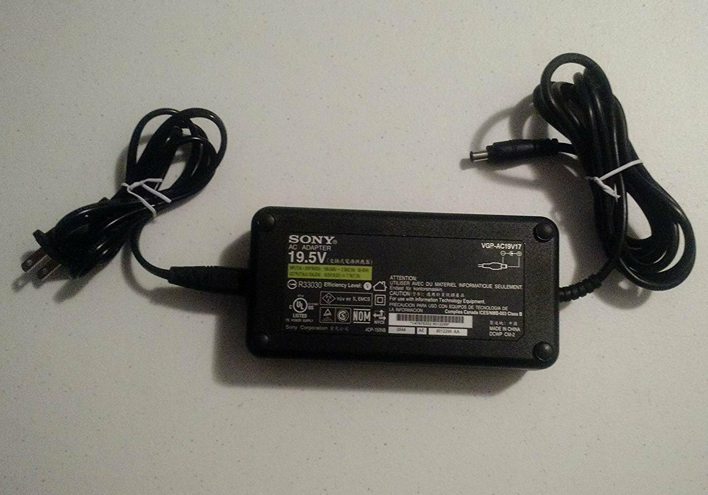 New Genuine 150W AC Adapter Power SONY VAIO VGP-AC19V56 VPC-J115FXB VPCL231FX/W