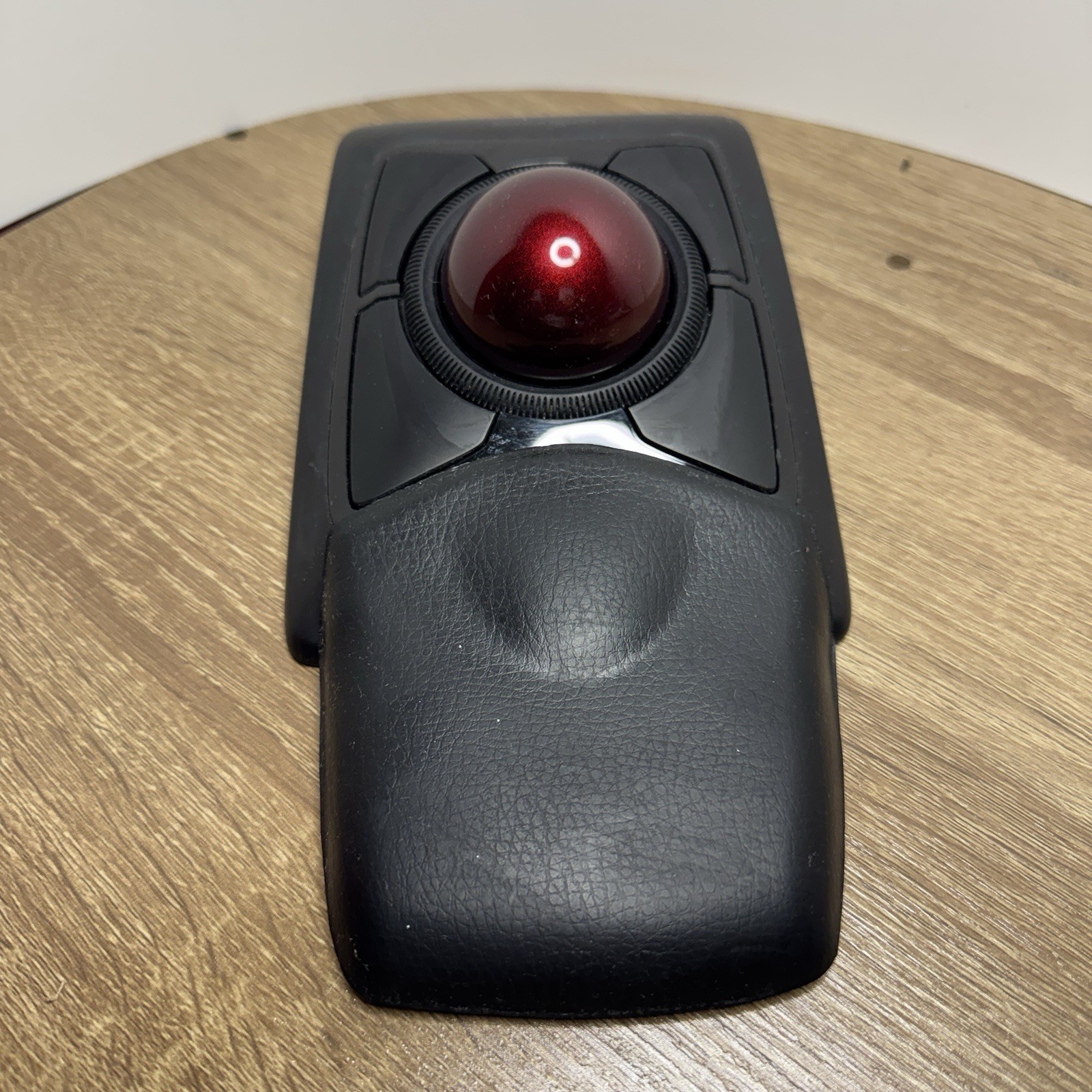 Kensington M01286-M Expert Mouse Wireless Trackball w/ Wristpad + USB Dongle