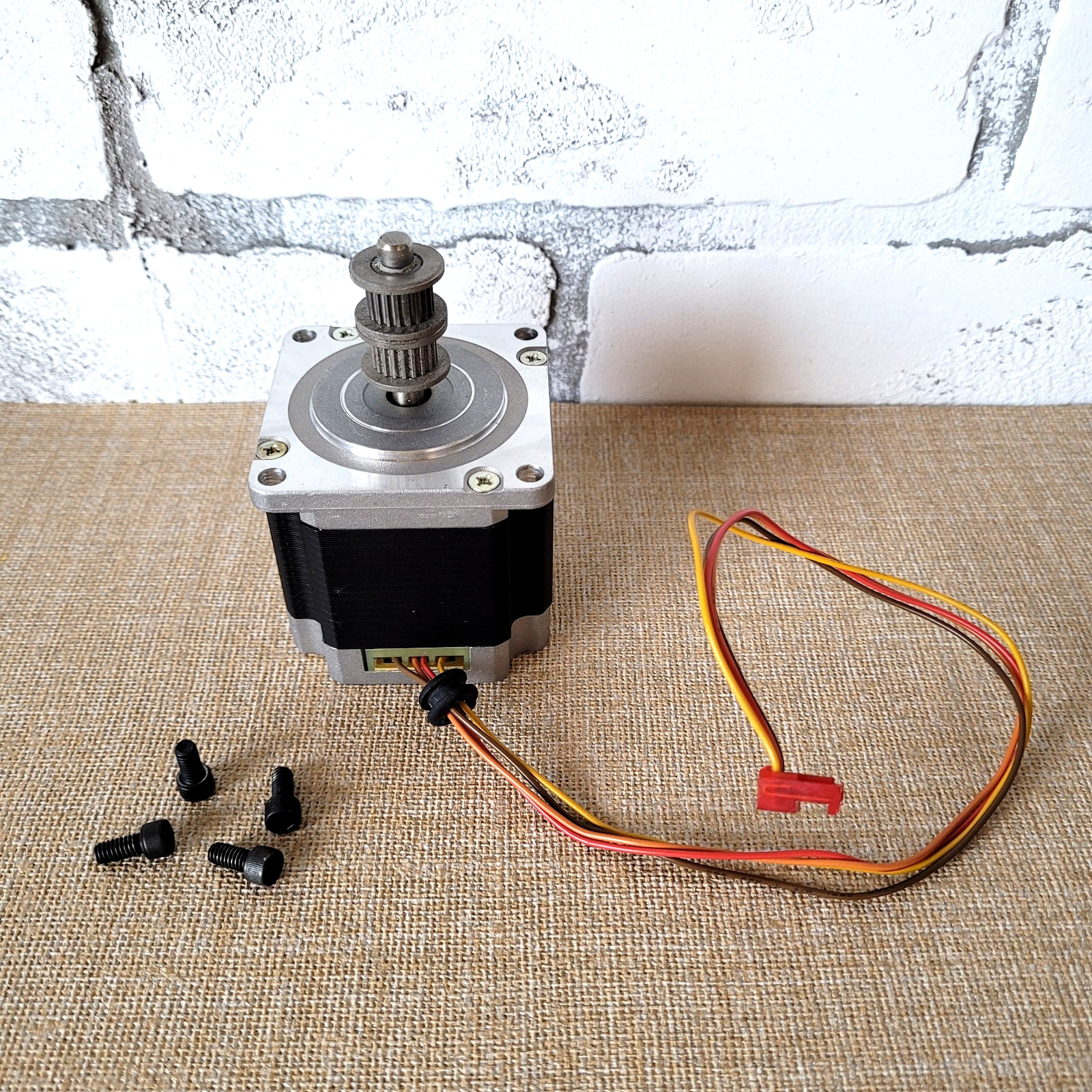 Zebra Printer 105SL Main Drive Stepper Motor STP-58D306 33801 w/Screws TESTED