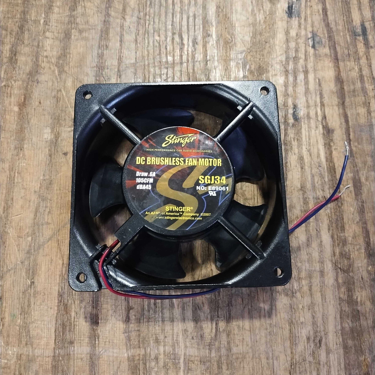 LOT OF 4 STINGER SGJ34 5 INCH SQUARE 12V CAR AUDIO AMPLIFIER COOLING FANS USED
