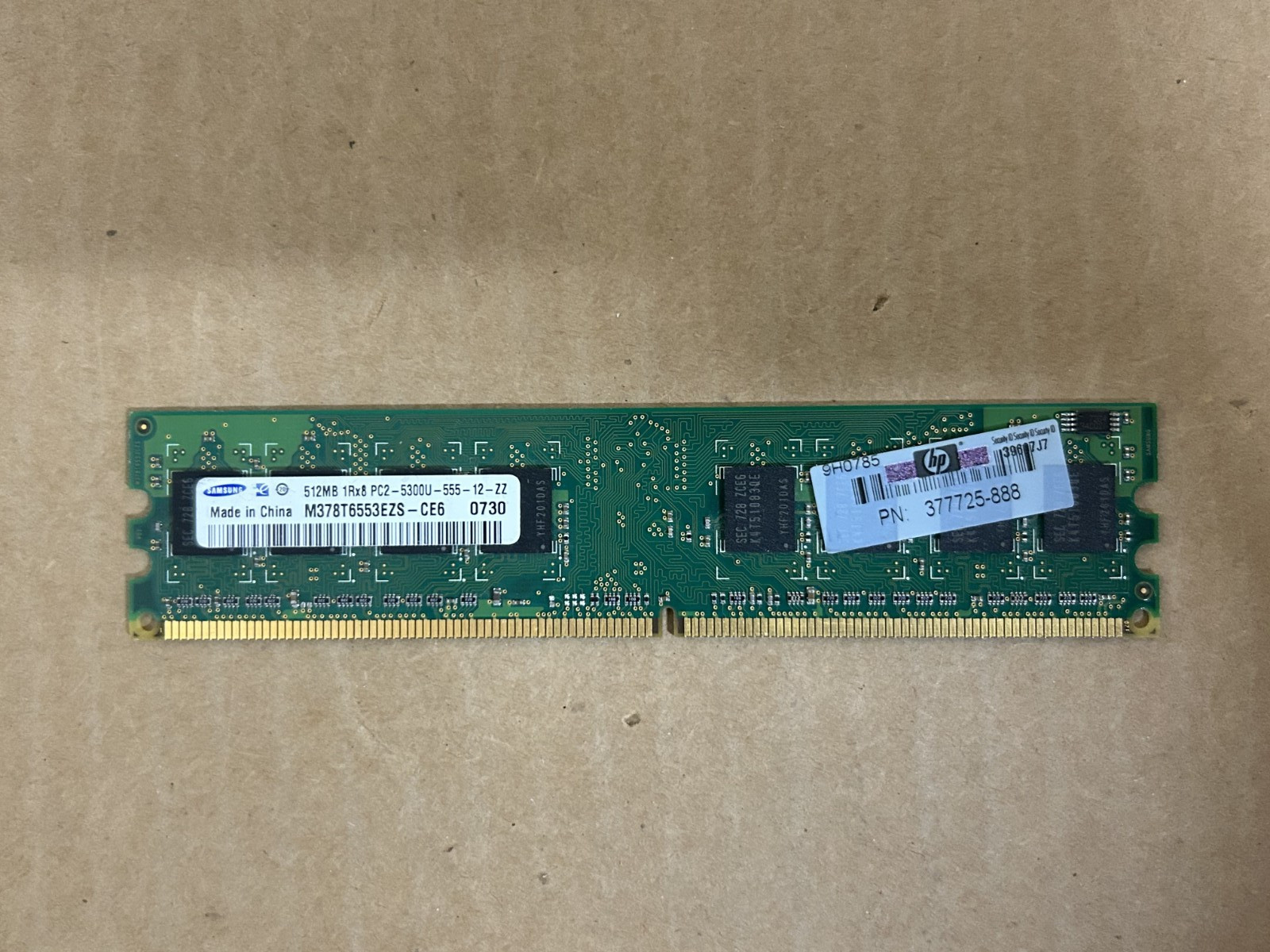 Samsung 512MB 1Rx8 PC2-5300U-555-12-ZZ M378T6553EZS-CE6 PC Memory