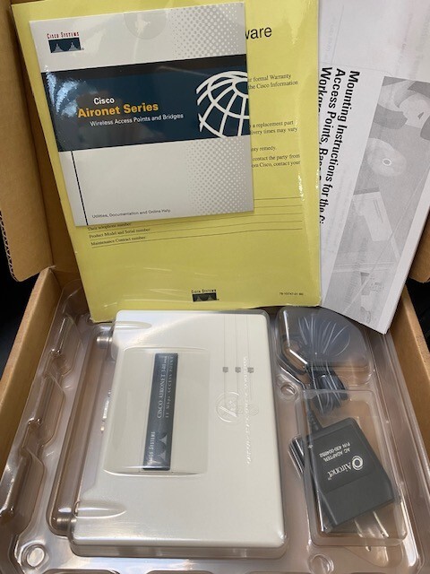 Cisco AIR-AP340 AIR-AP342E2R 2.4GHz DS 11 Mbps Ethernet Access Point w/ AC