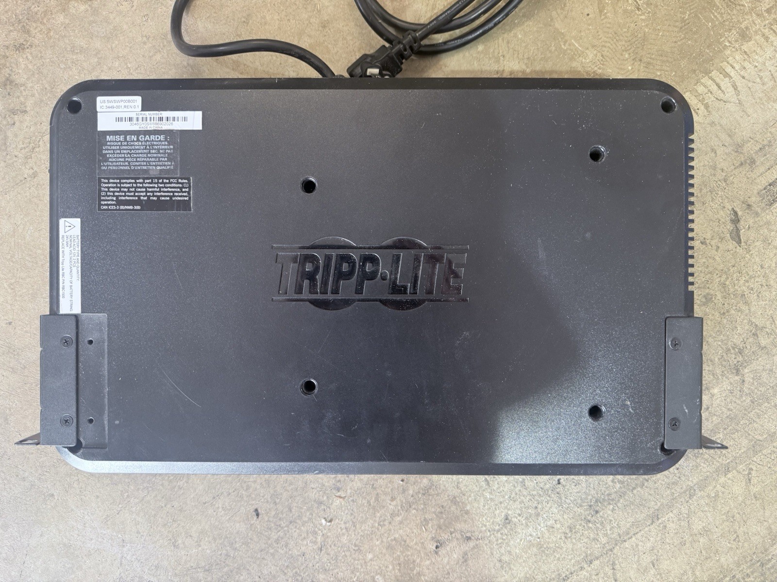Trip-Lite SMART1500LCD