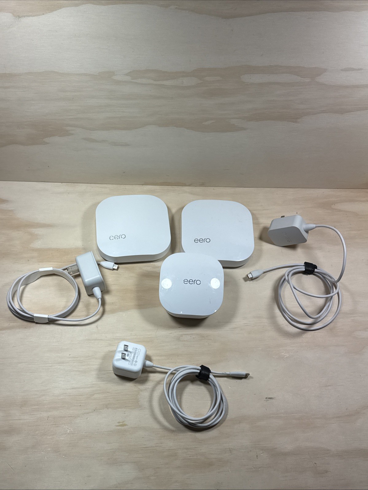 Eero B010001 & J010001 Wi-Fi 5 AC Mesh Routers Lot Of 3 With Power Cords