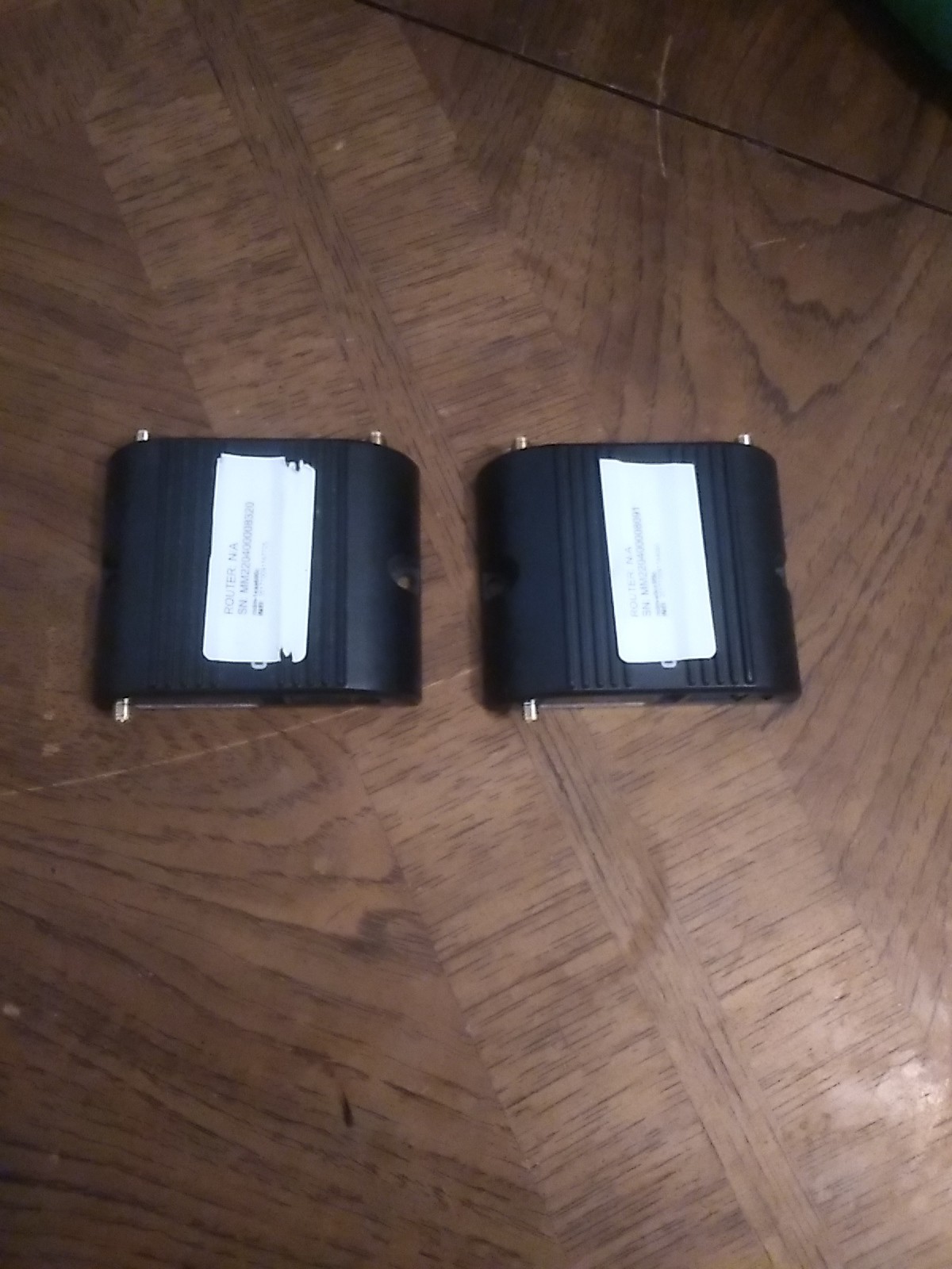 CradlePoint 1 BR 200 Router Lot Of Two