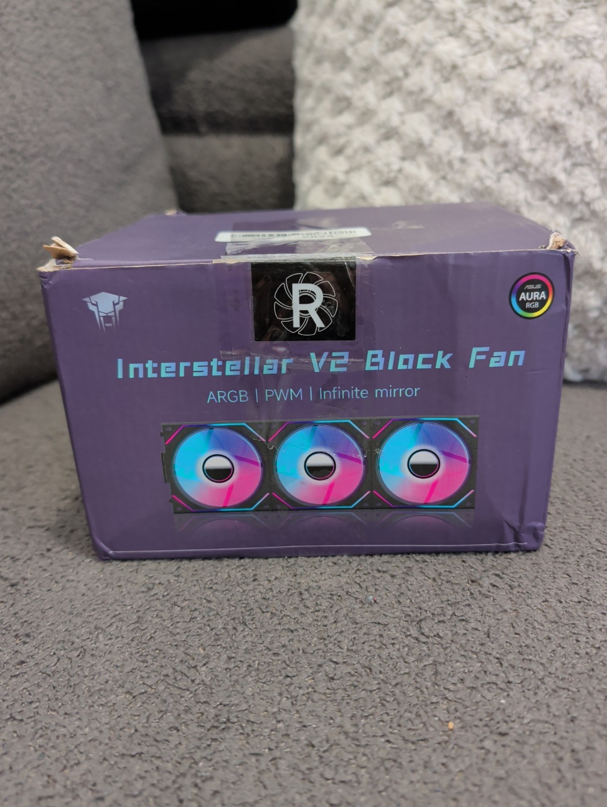 Interstellar V2RS Cooling Fans white Aura RGB  Daisy Chain Cooler 
