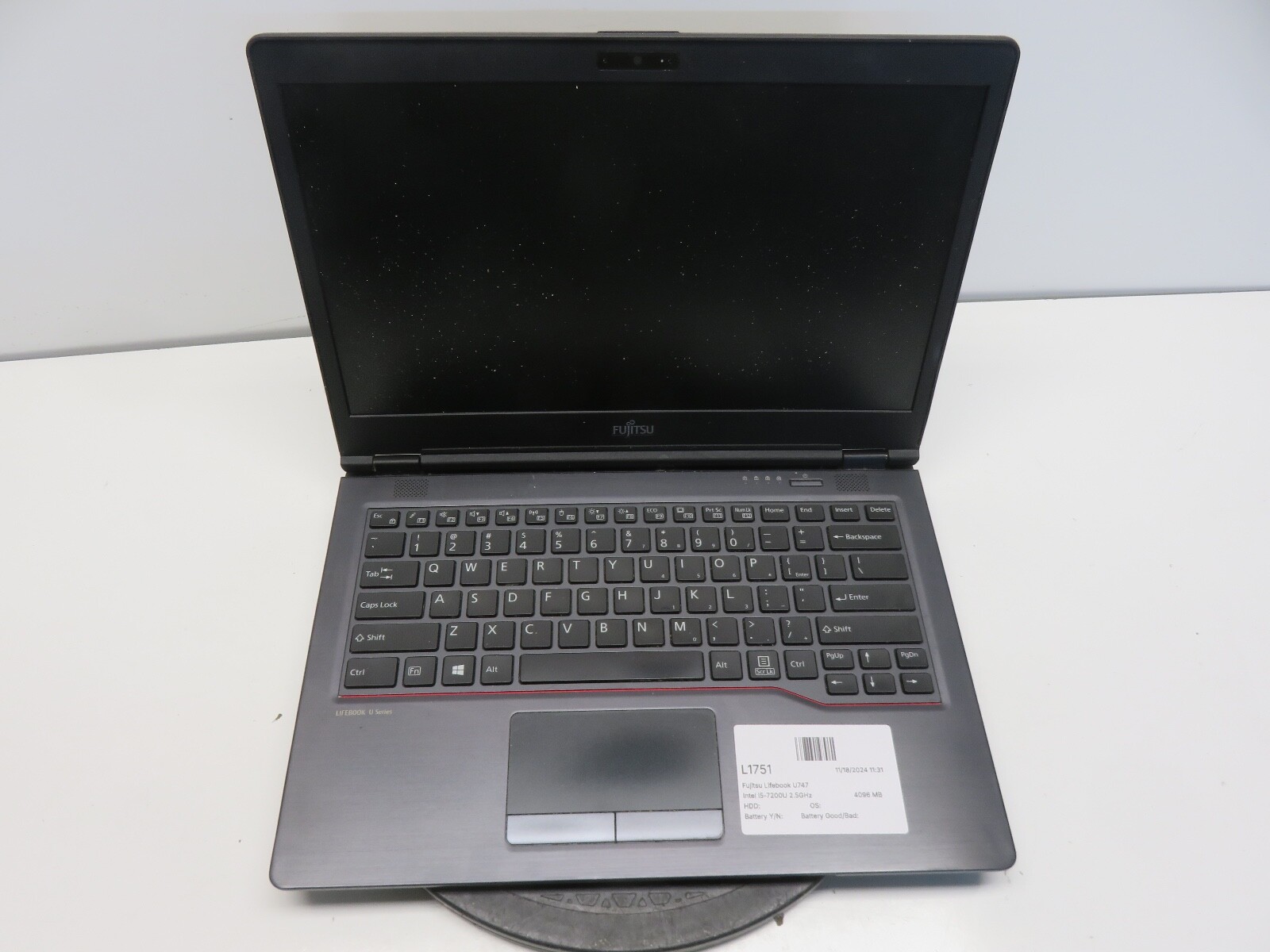 Fujitsu Lifebook U747 Intel i5-7200U 2.5GHz 4096 MB NO HDD No Batt