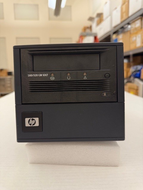 hp StorageWorks sDLT 320 320GB LVD/se SCSI Tape Drive Tabletop, TESTED