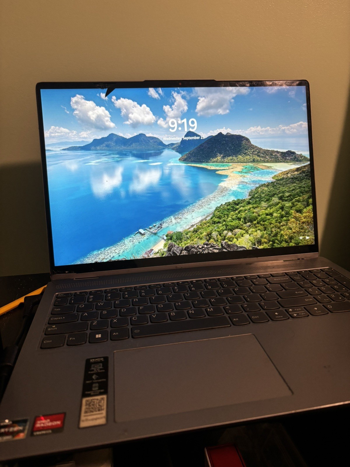 Lenovo IdeaPad Flex 5 16ABR8 16" Ryzen 7 7730U 16GB RAM 512GB SSD 2-in-1 Touchsc