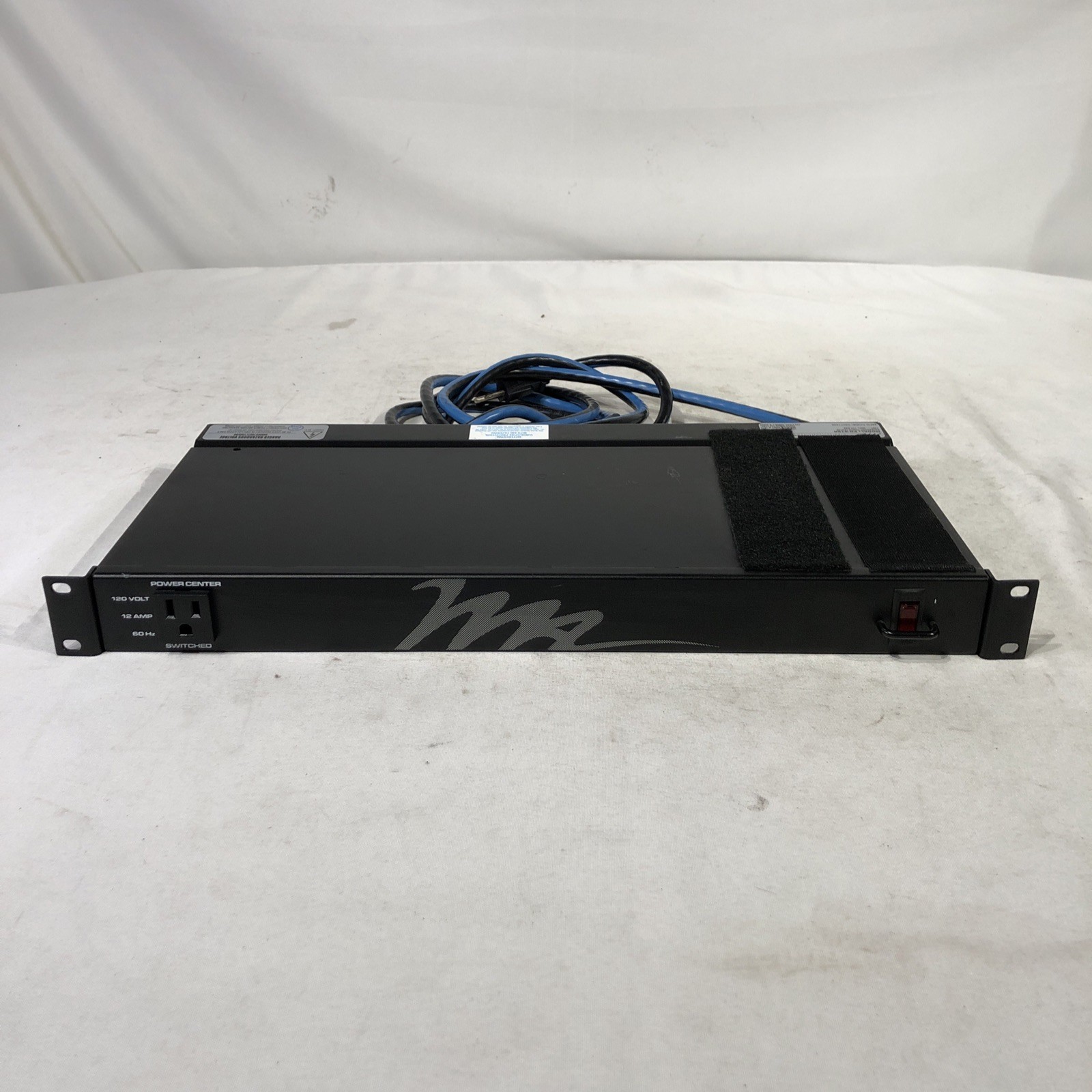 Middle Atlantic PD 915R Power Center Rack Mount Surge Protector 9 Outlet 15A