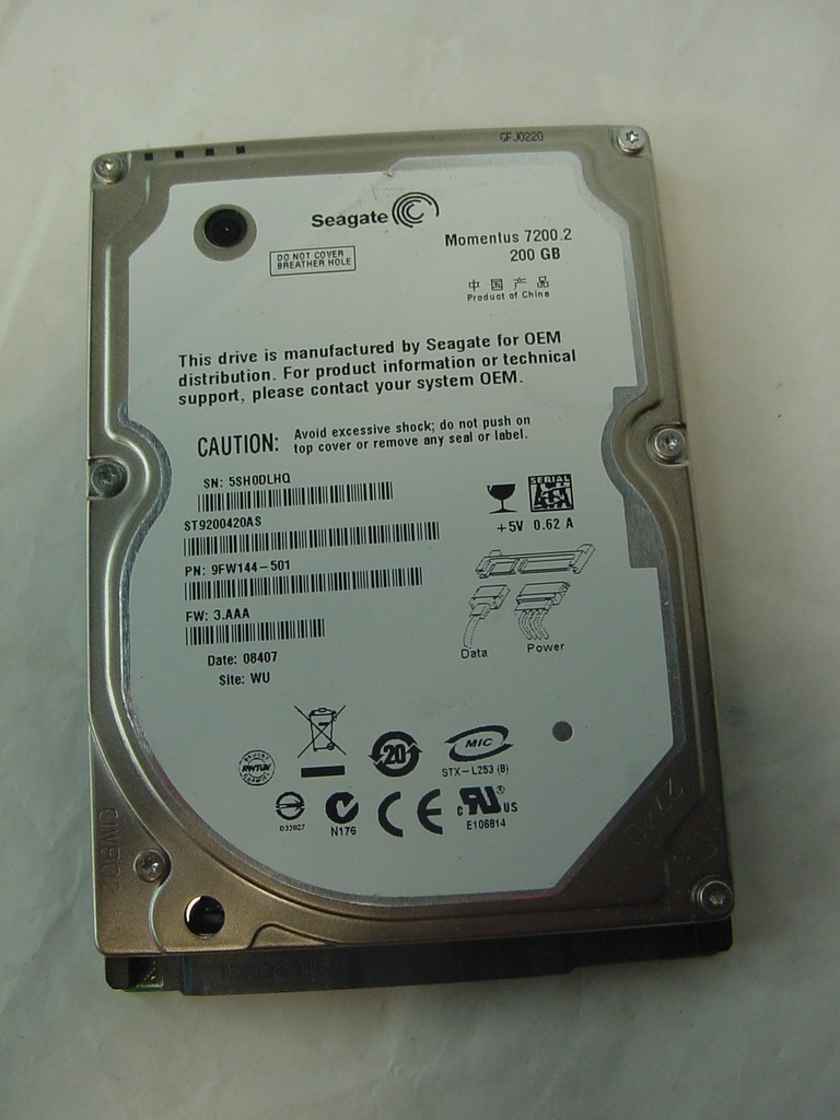 200GB SEAGATE MOMENTUS SATA LAPTOP 2.5" HARD DRIVE ST9200420AS