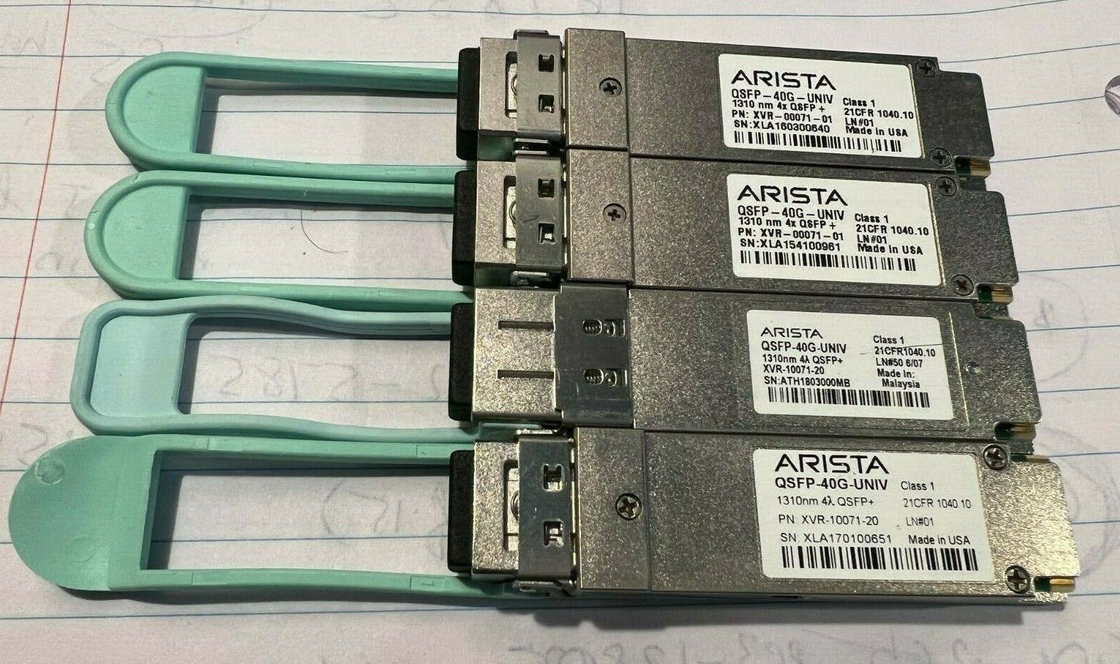Lot of 4 Arista QSFP40GUNIV 40G Universal QSFP 1310nm LC transceiver G3D