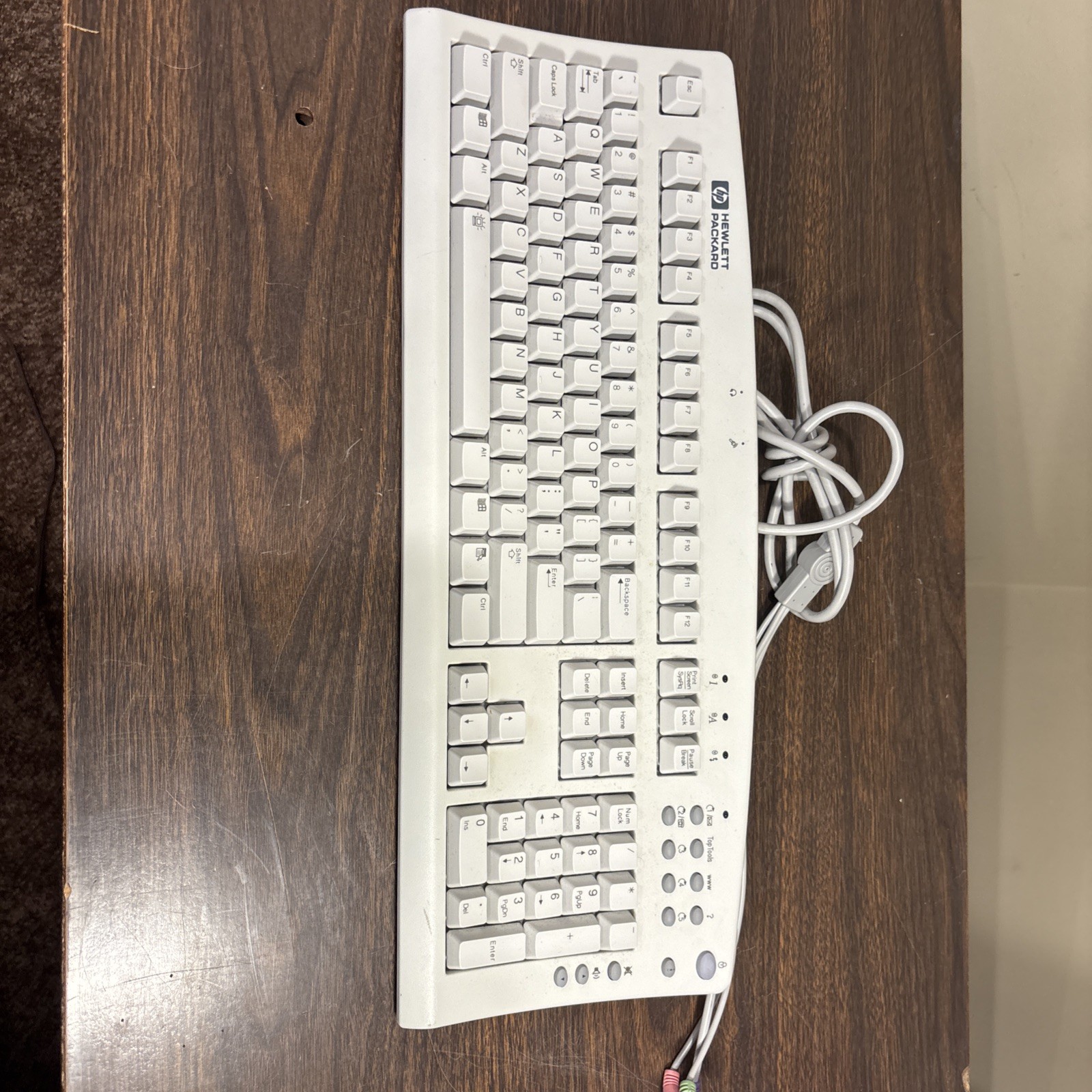 VINTAGE HP MODEL: SK-2511A Wired PS/2 6-Pin English Multimedia Keyboard