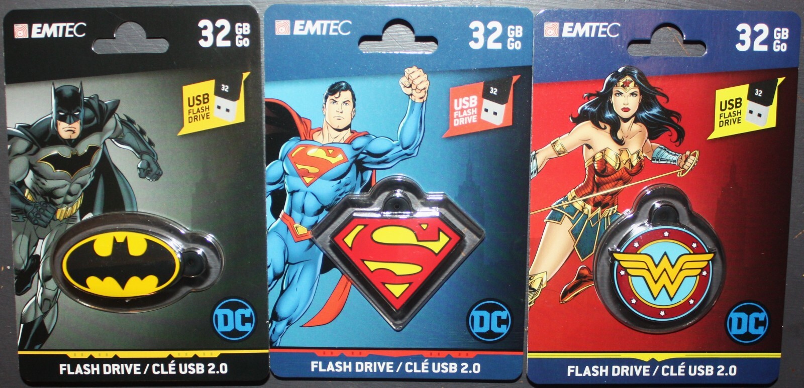 Emtec: Batman, Superman & Wonder Woman 3-32GB FLASH DRIVE KEYCHAINS NEW DC Comic
