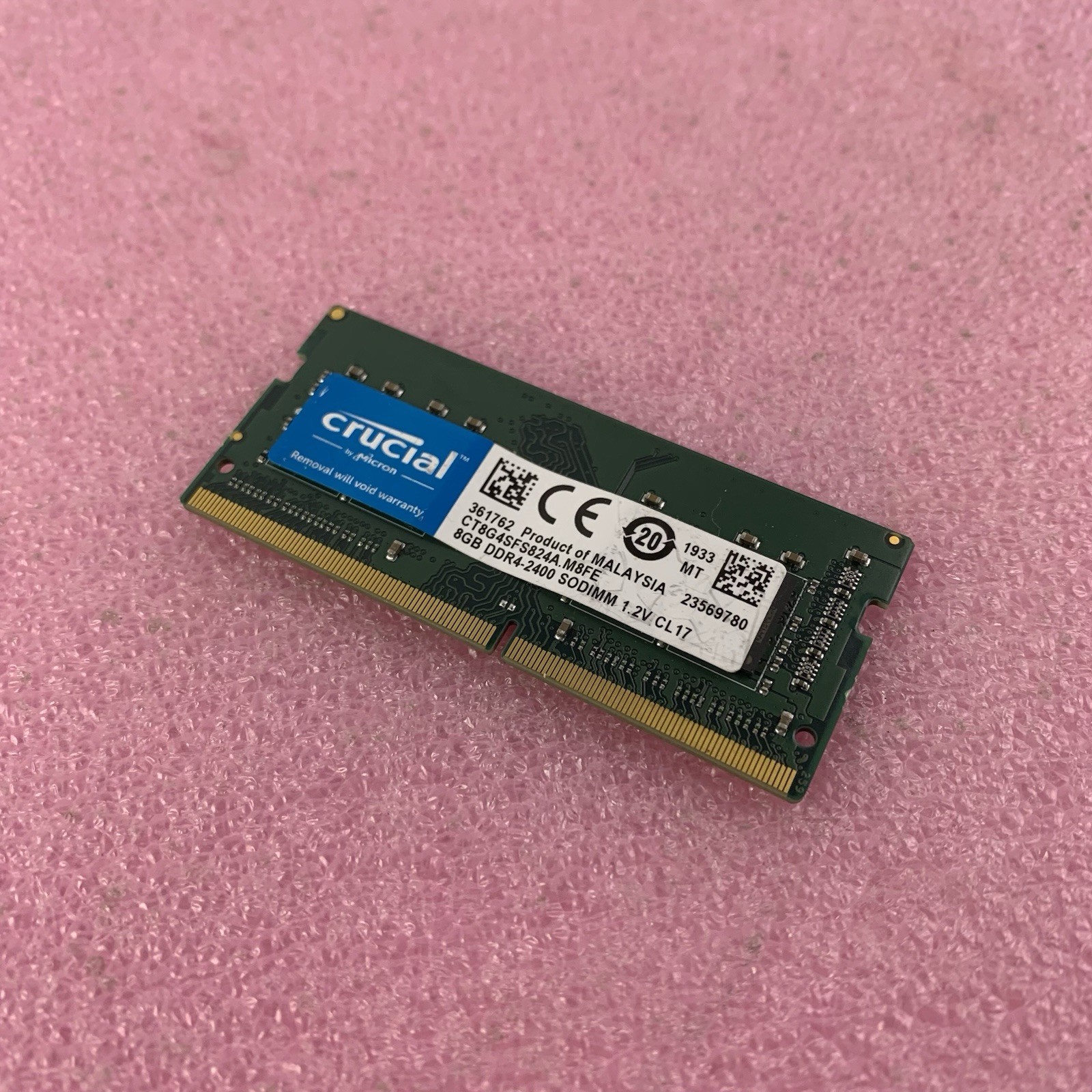 Crucial Micron 8GB DDR4-2400 SODIMM 1.2V CL 17 - Untested