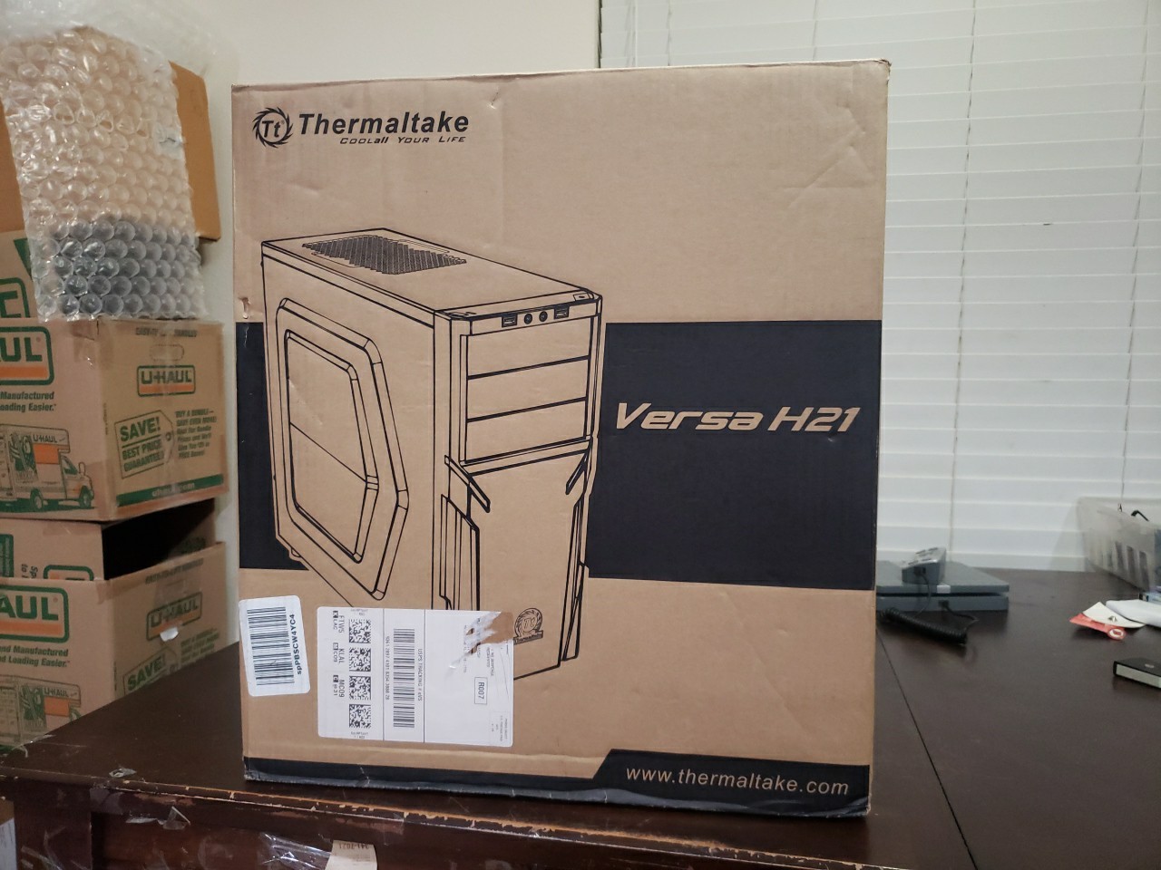 NEW OLD STOCK Thermaltake Versa H21 ATX Mid Tower PC Case CA-1B2-00M1NN-00 Black