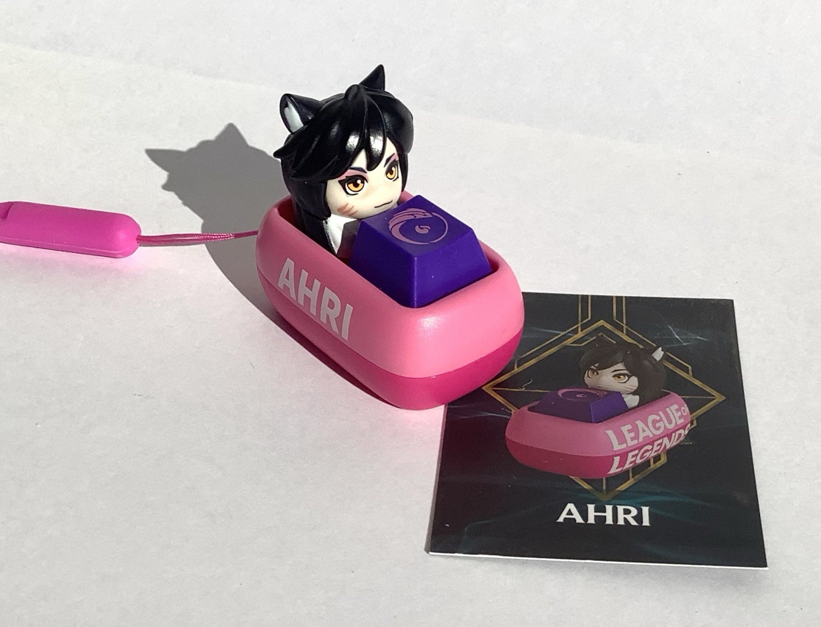 League of Legends Keycaps Characters, Ahri, 1 of 9 Heroes, w/ papers, Authentic