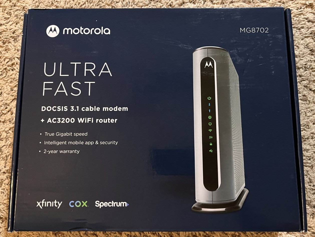 Motorola MG8702 DOCSIS 3.1 Cable Modem AC3200 WIFI Router Combo