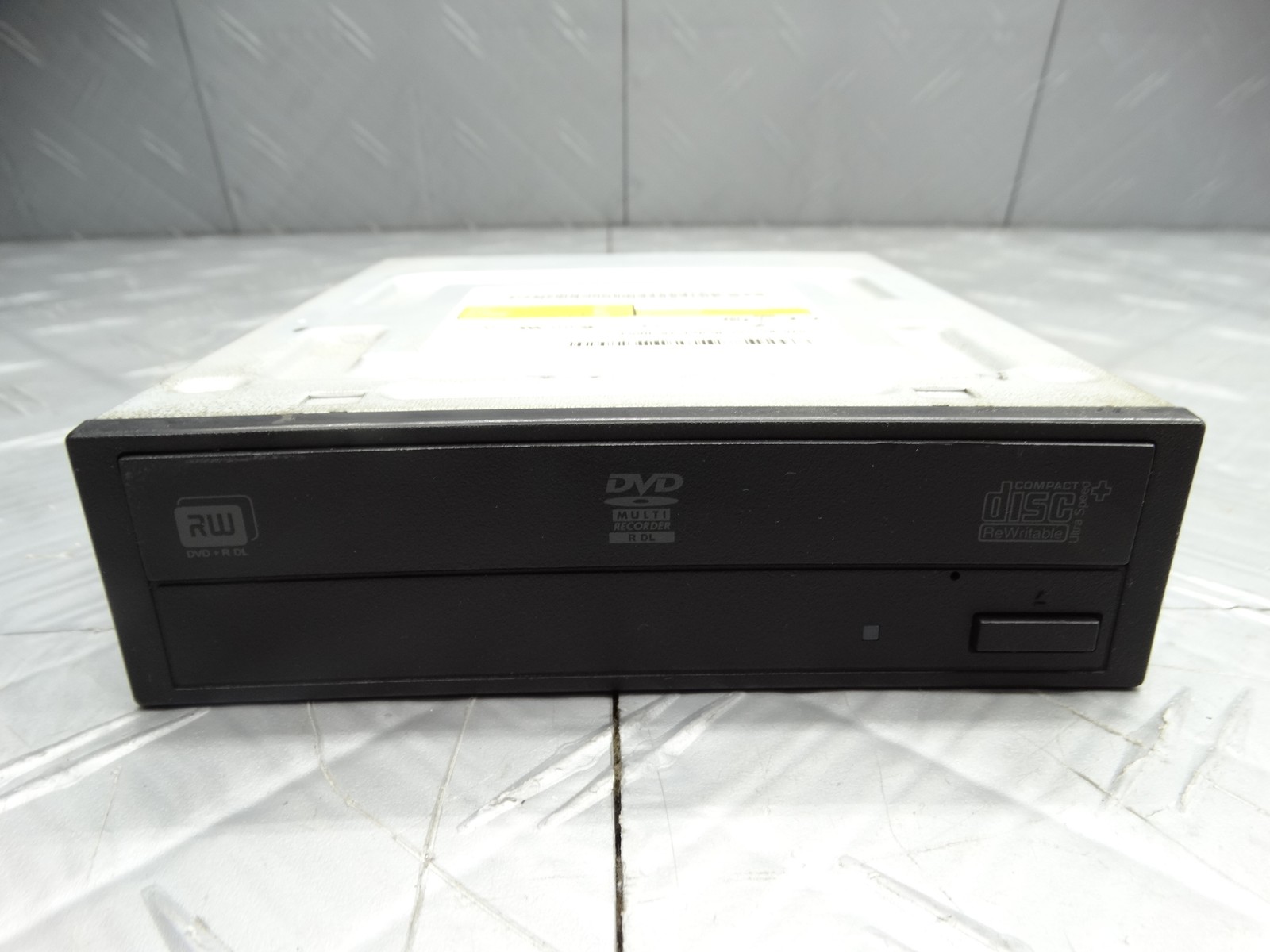 HL Data Storage GCR-8482B 48X IDE CD-ROM Drive