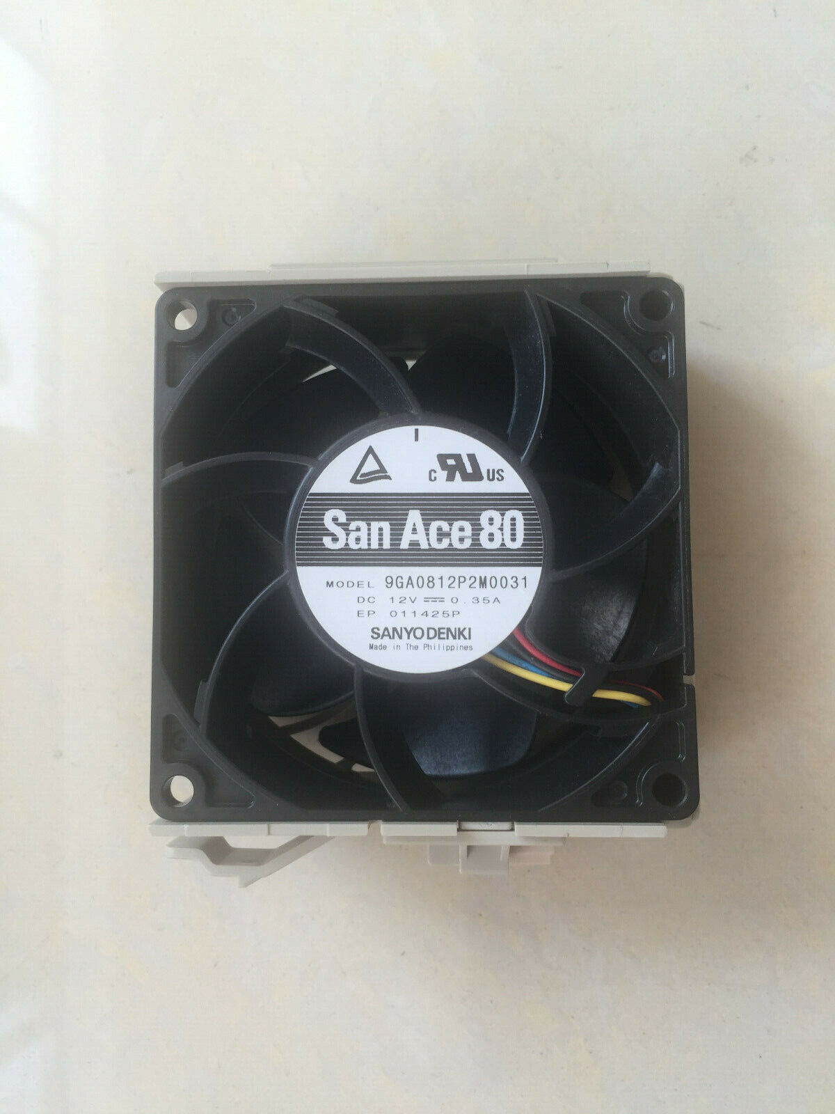 SAN ACE 80 Server Cooling Fan DC 12V 0.35A EP 011425P MODEL:9GA0812P2M0031